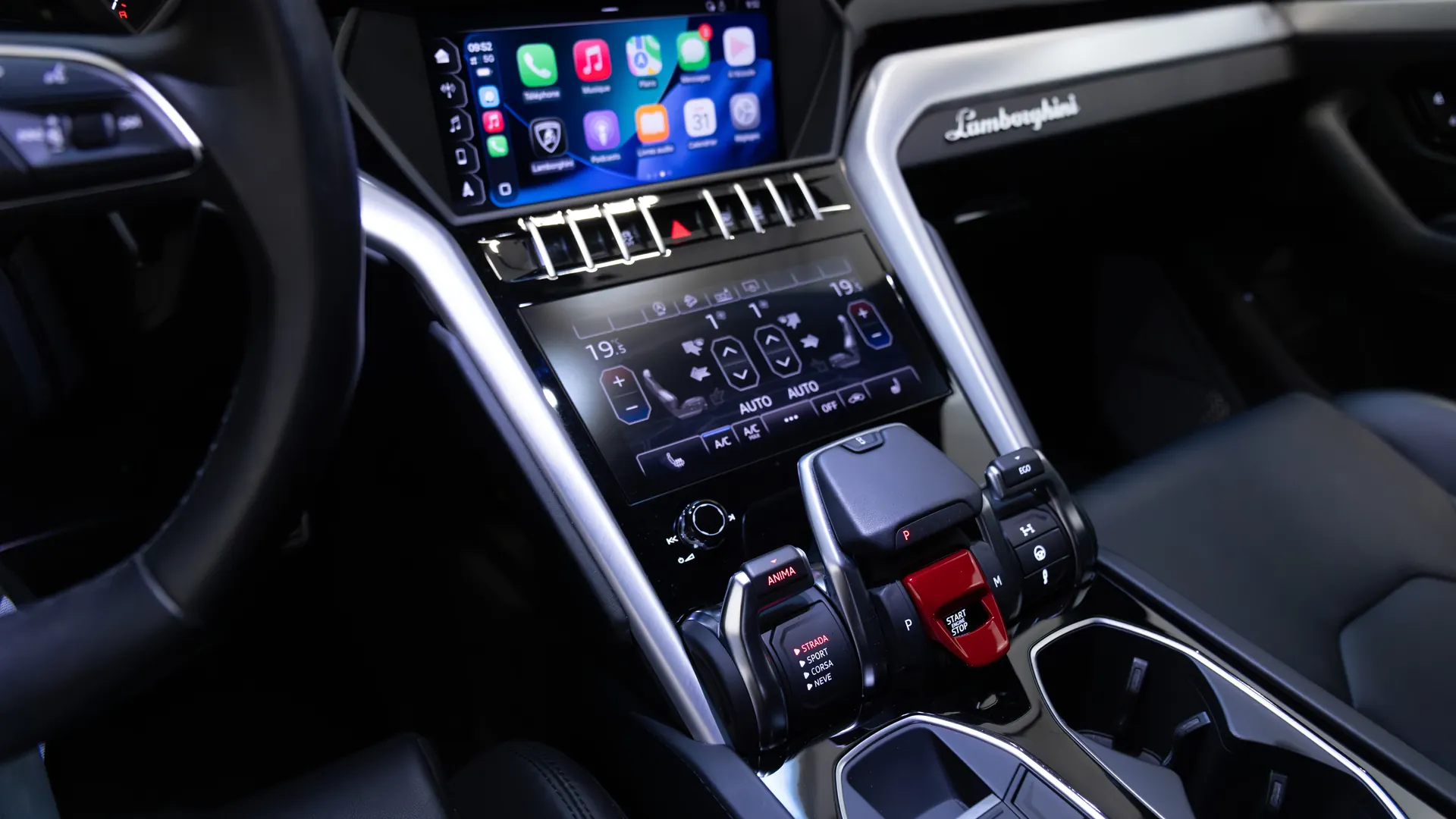 Lamborghini Urus — photo 18
