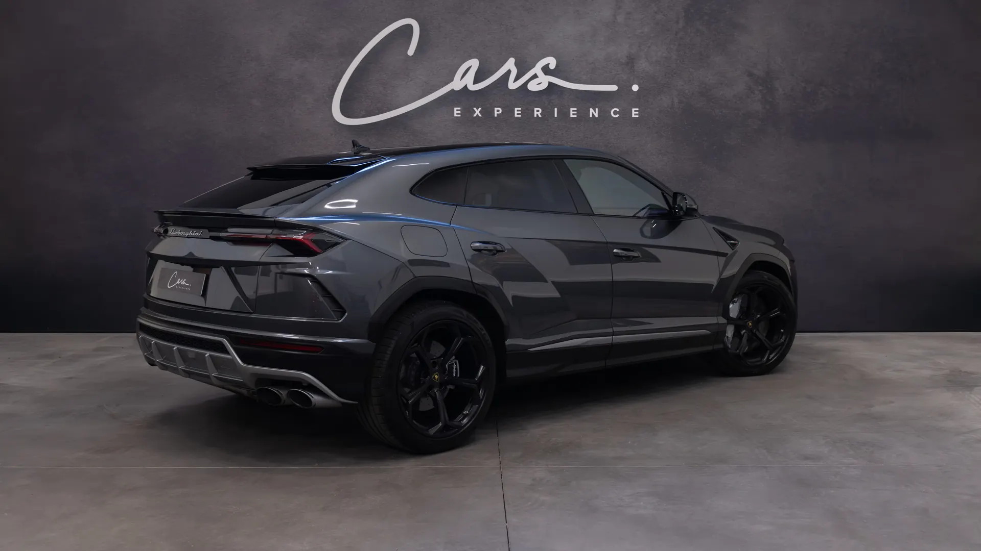 Lamborghini Urus — photo 2