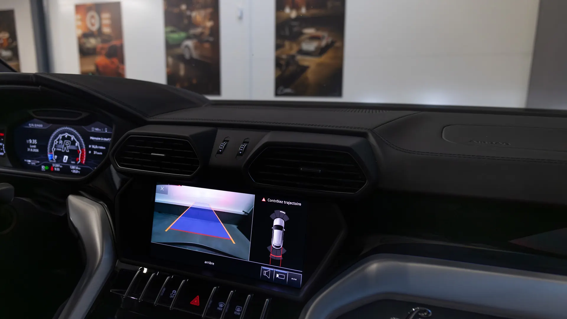 Lamborghini Urus — photo 26