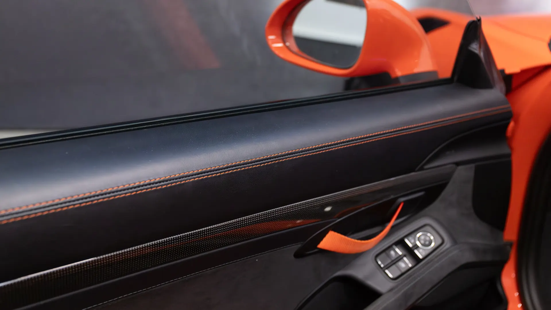 Porsche 911 — photo 6
