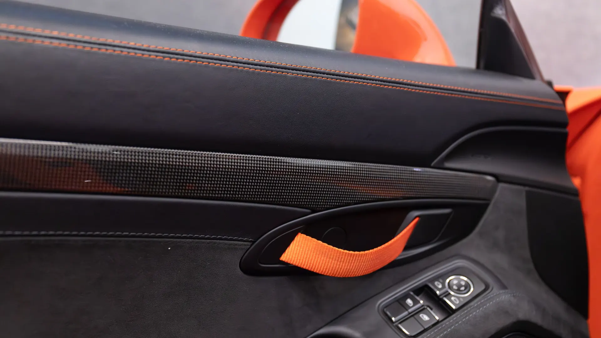 Porsche 911 — photo 7