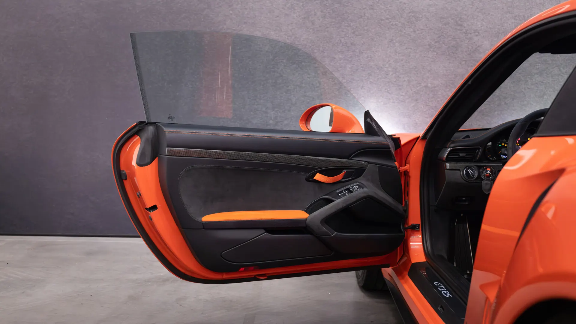 Porsche 911 — photo 5