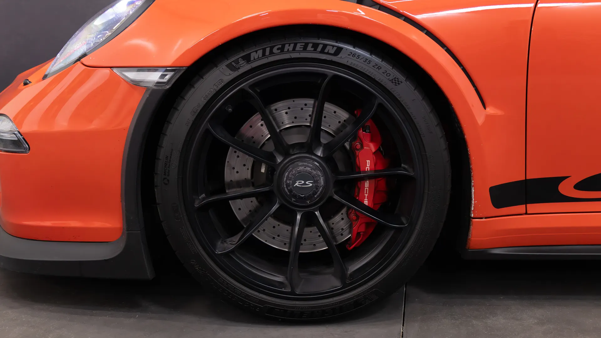 Porsche 911 — photo 4