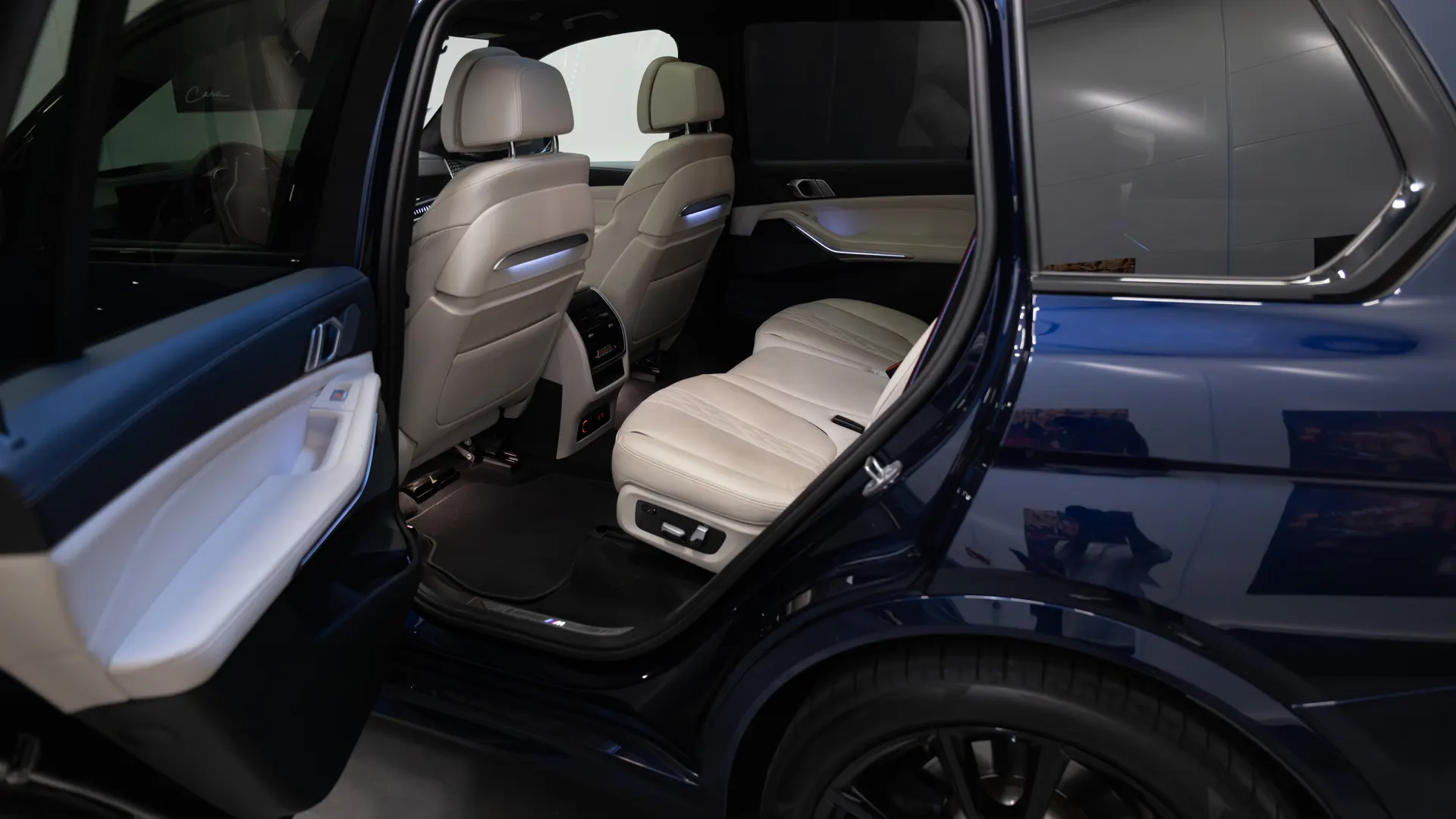 BMW X7 — photo 13