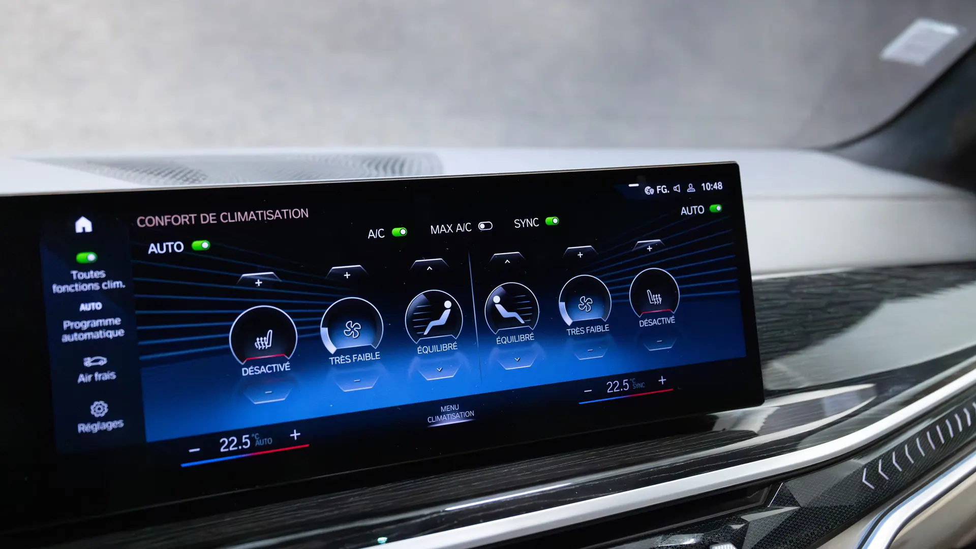 BMW X7 — photo 32