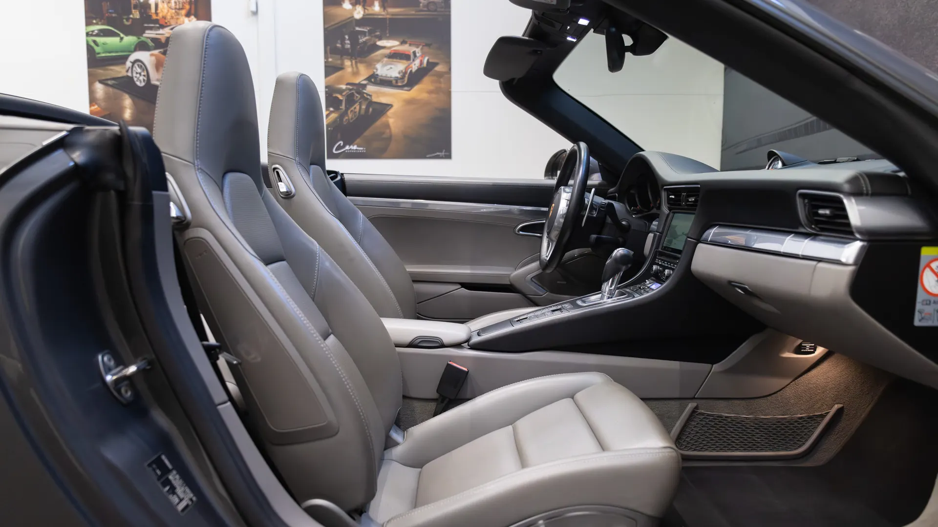 Porsche 991.1 — photo 18