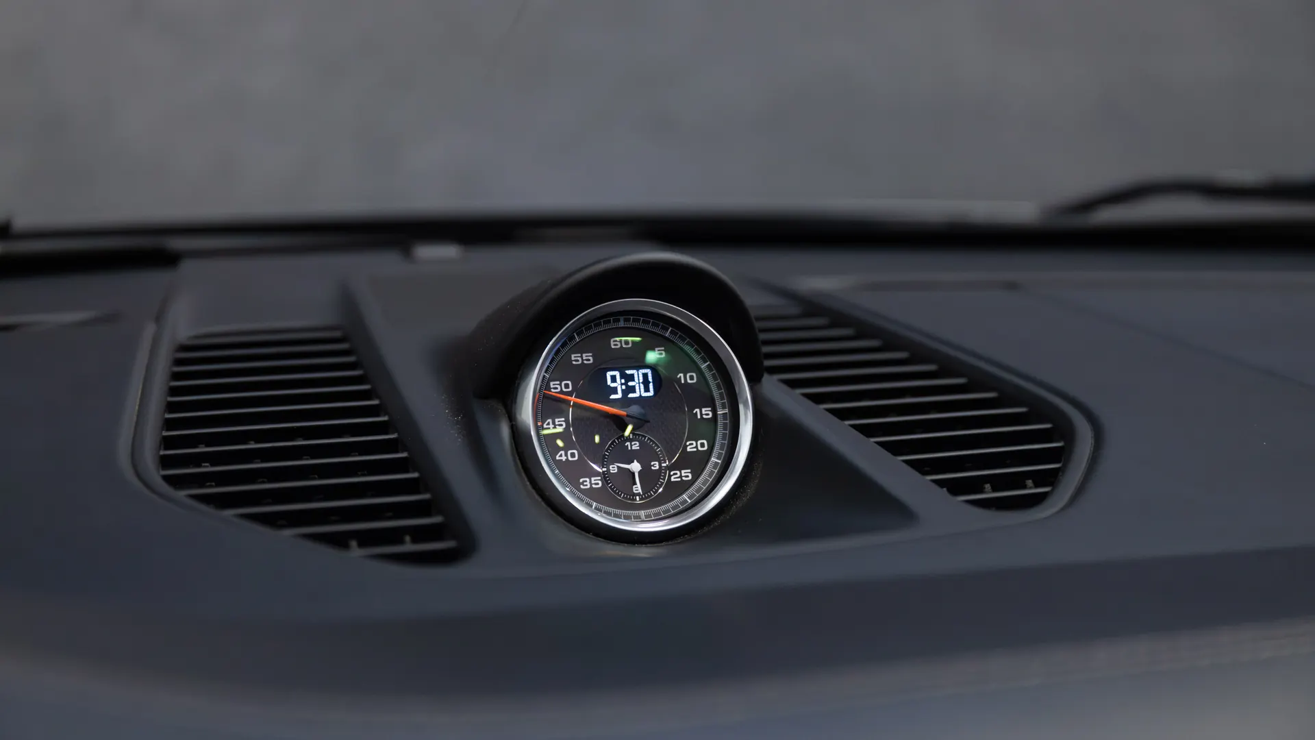Porsche 991.1 — photo 25