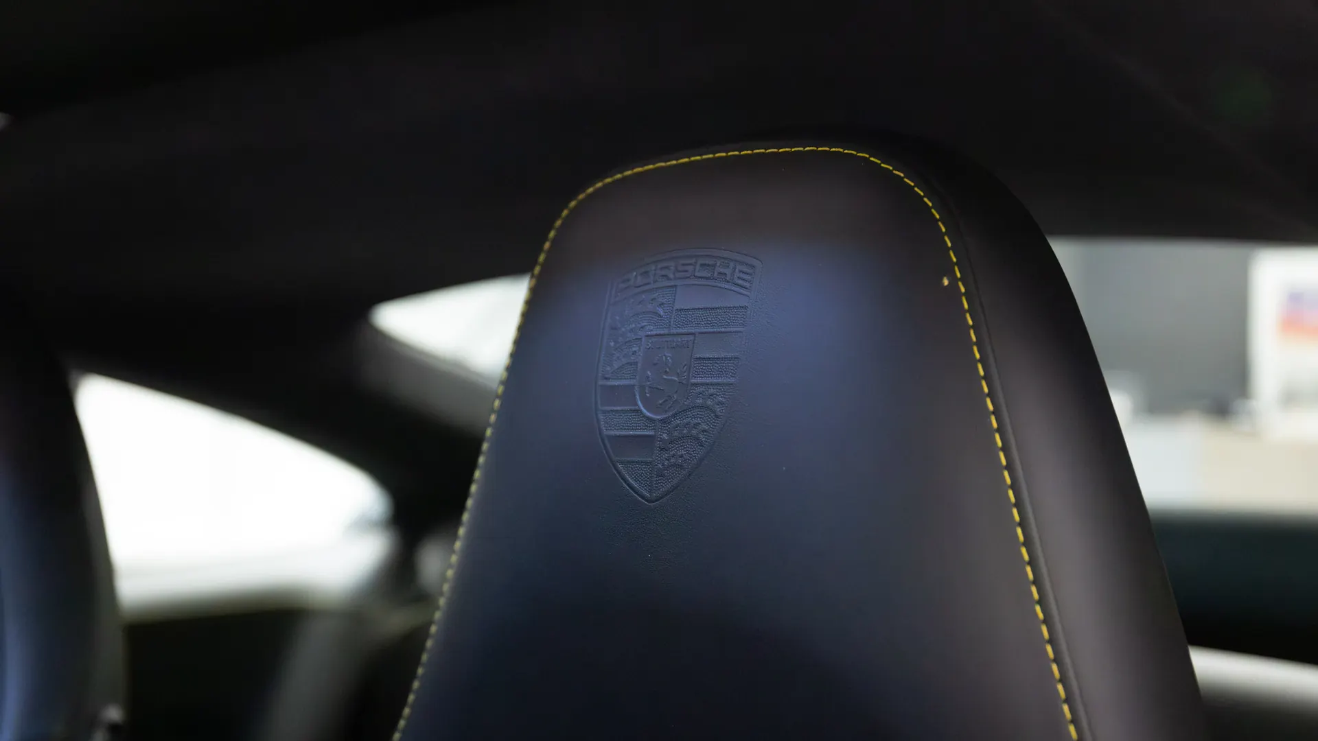 Porsche 991.1 — photo 12