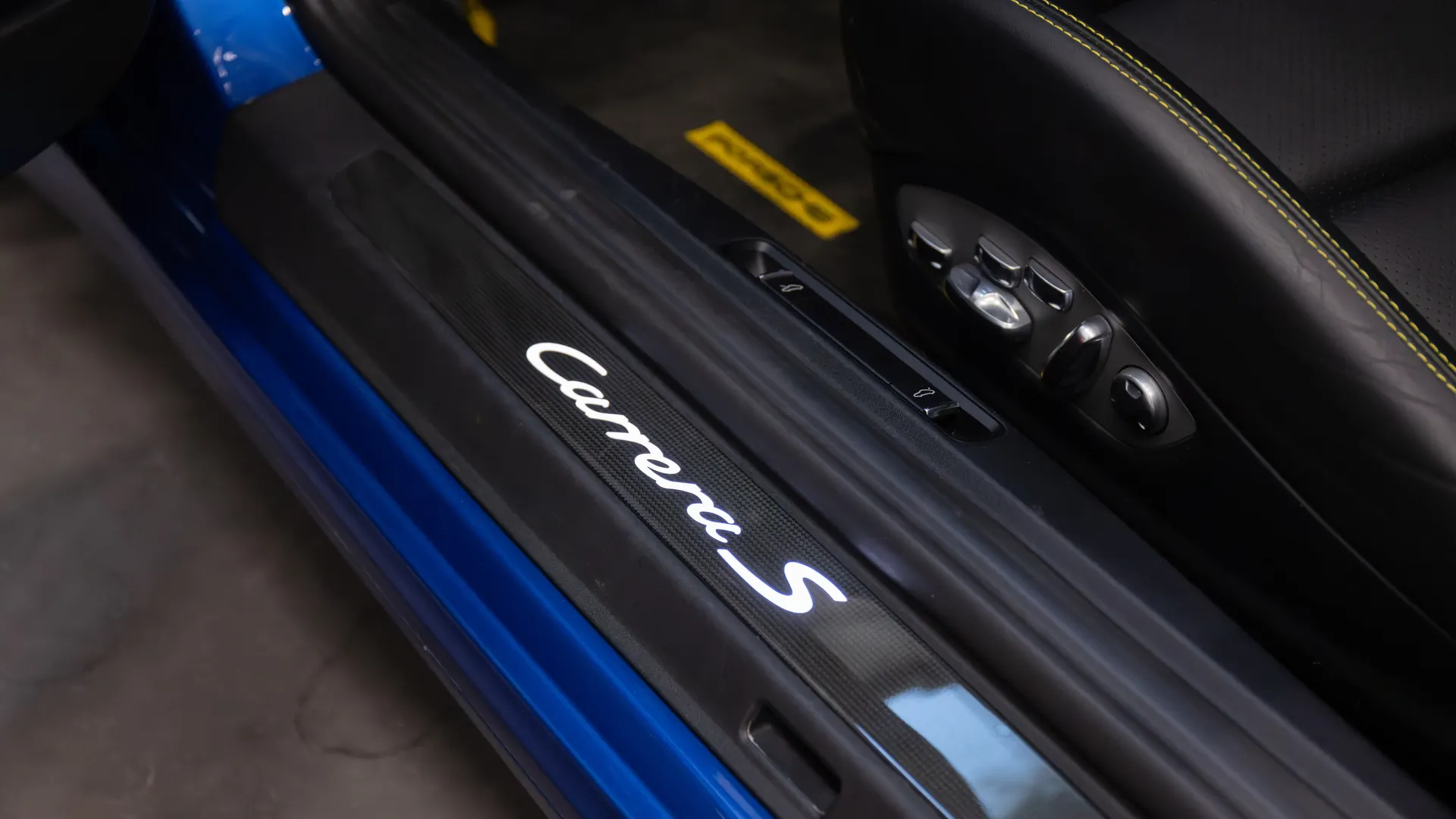 Porsche 991.1 — photo 30