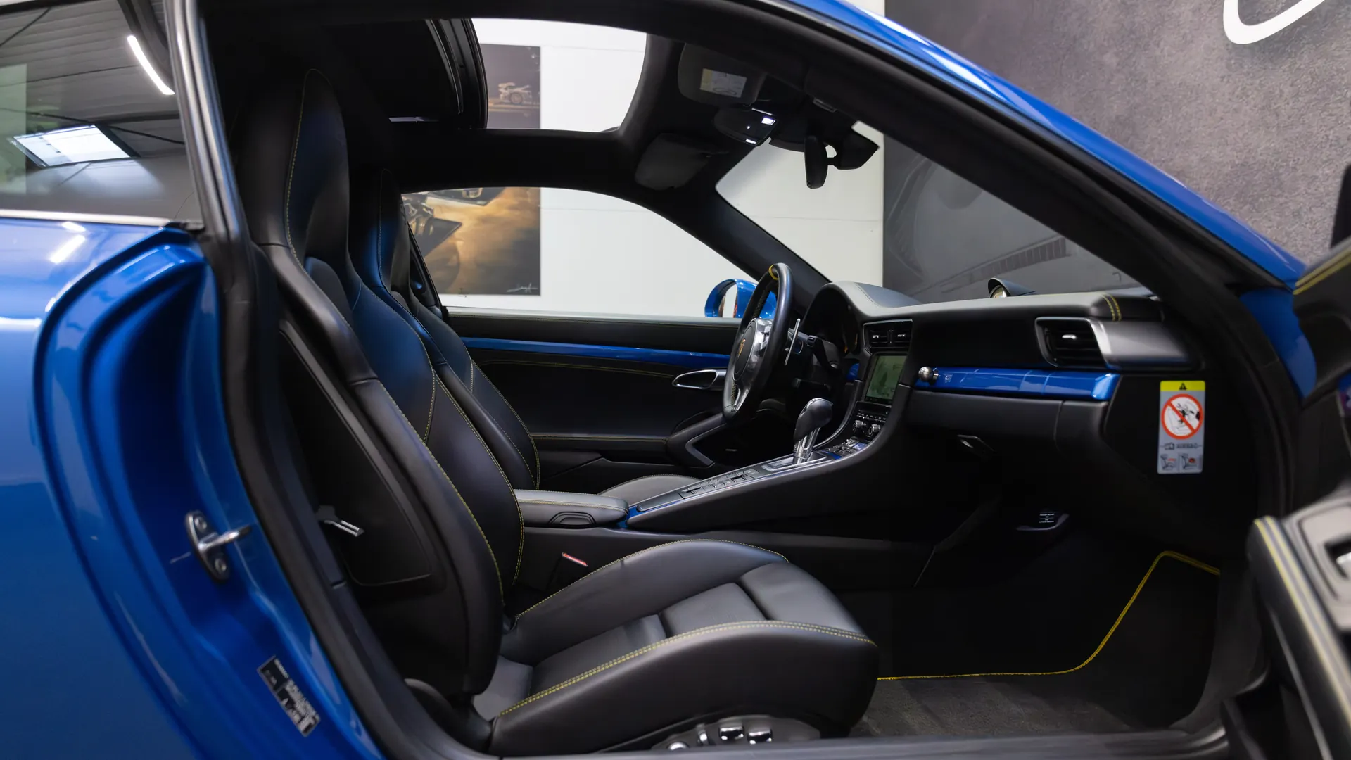 Porsche 991.1 — photo 22