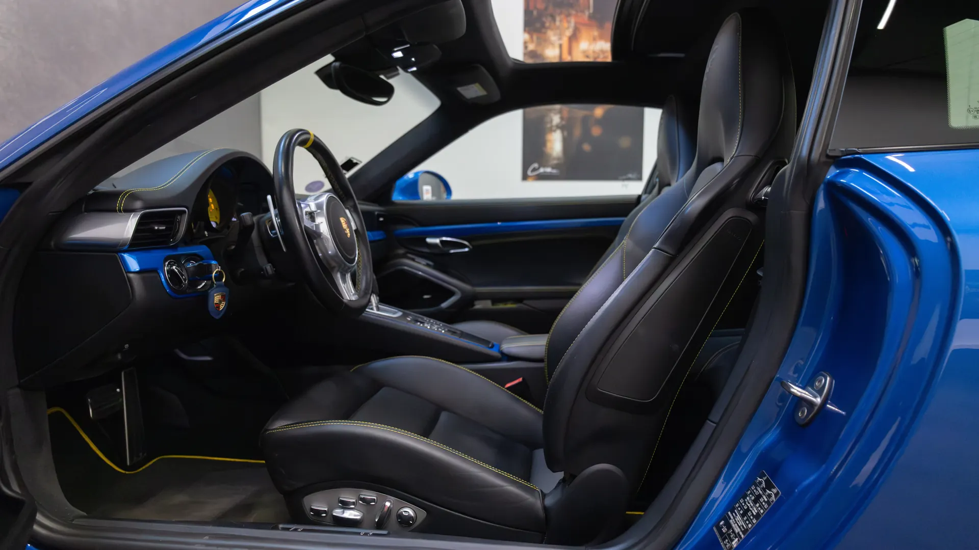 Porsche 991.1 — photo 19