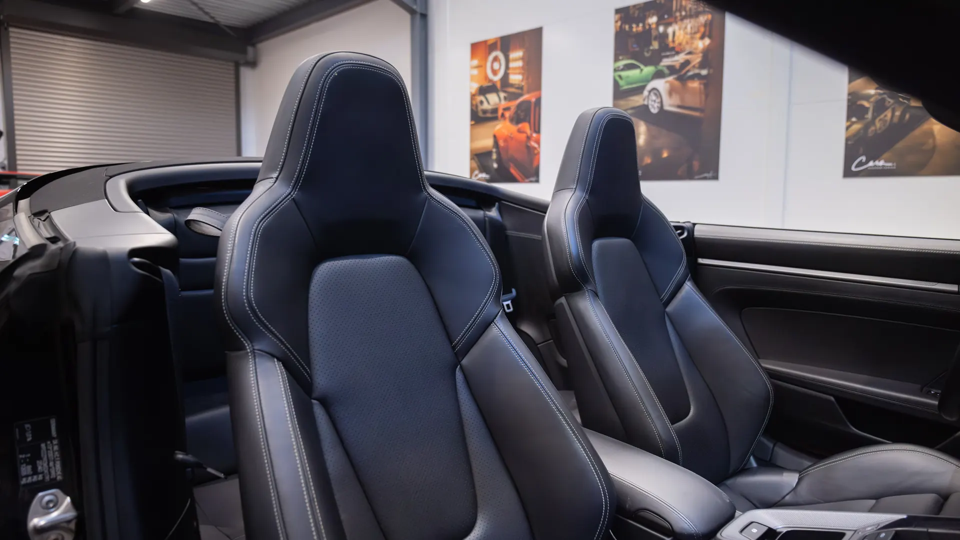 Porsche 911 — photo 22