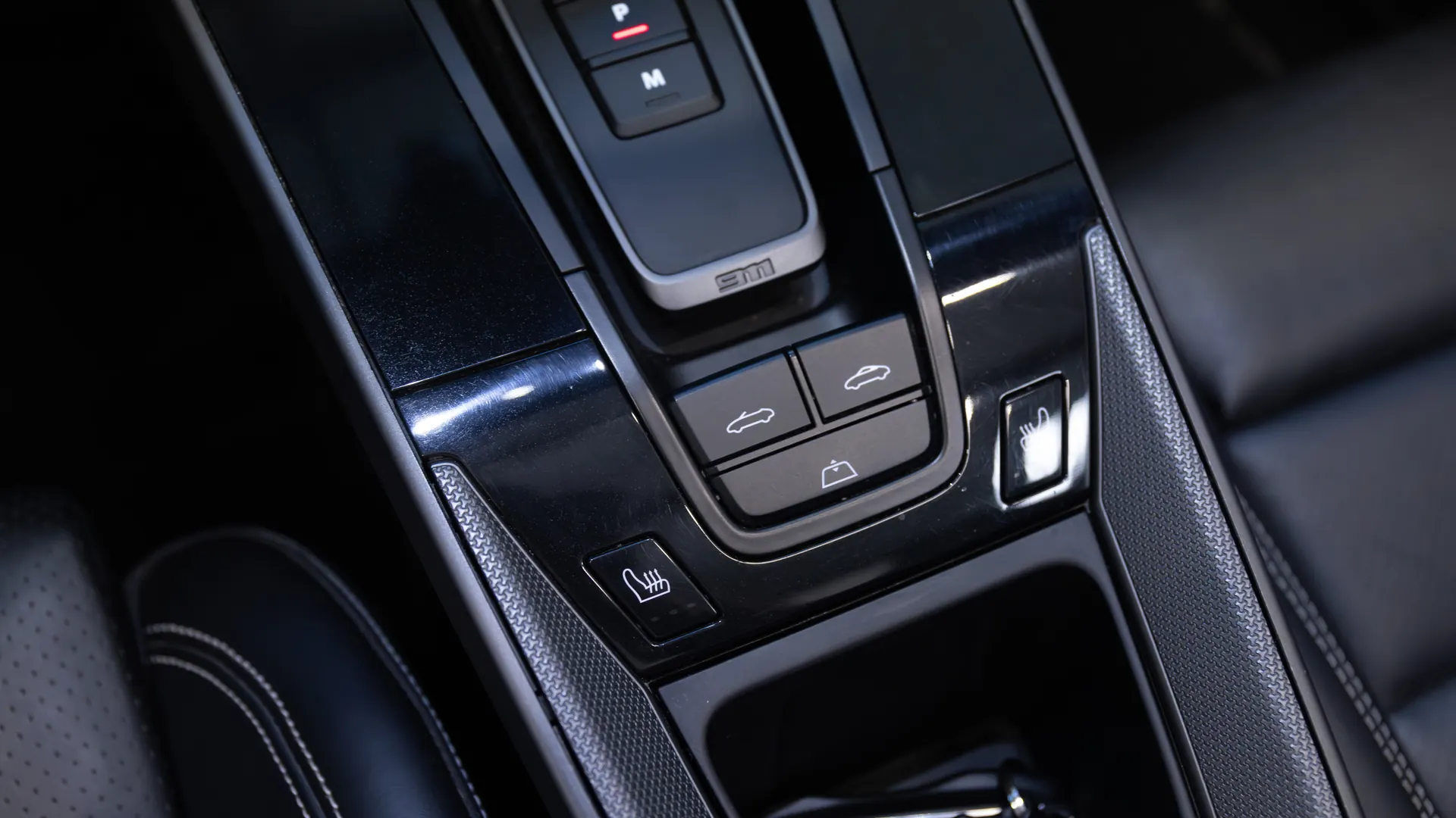Porsche 911 — photo 18