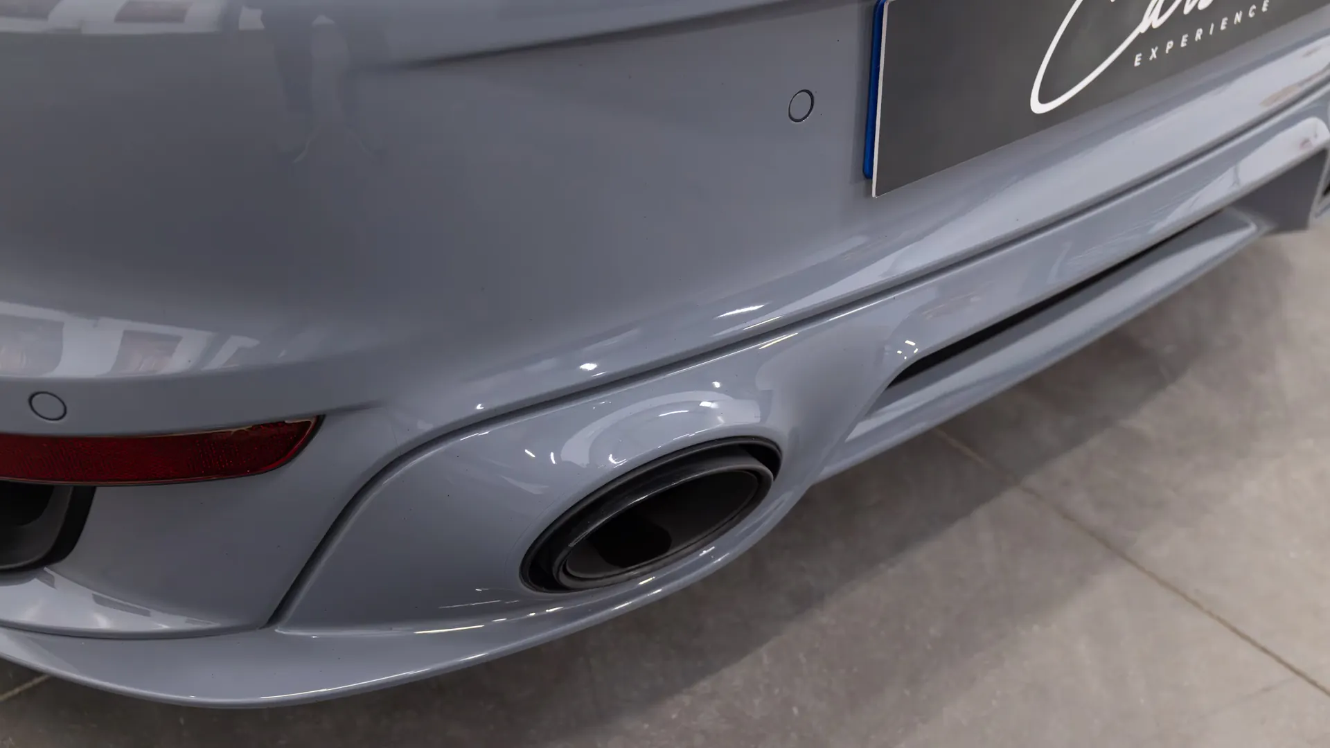 Porsche 911 — photo 10