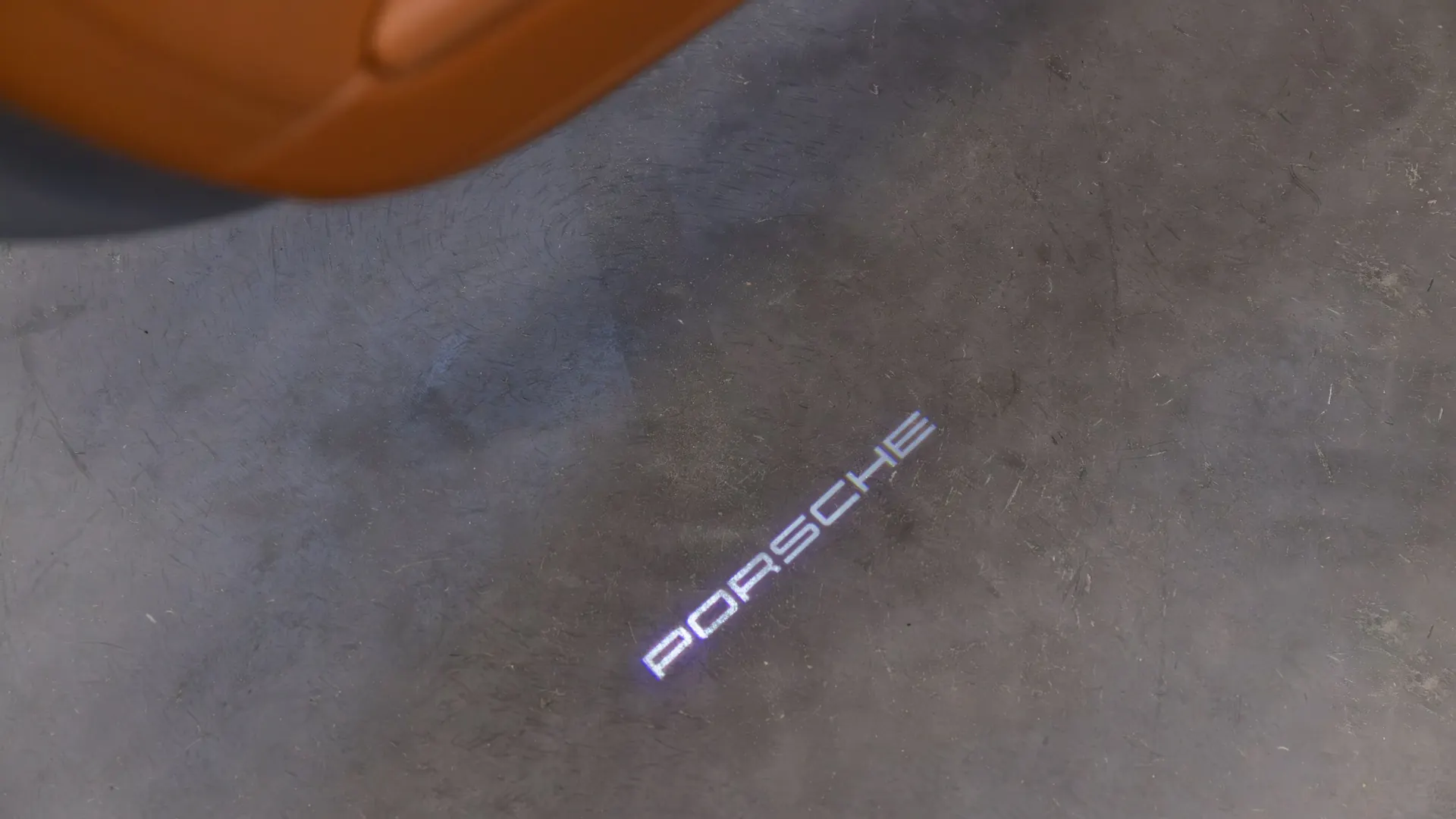 Porsche 911 — photo 16