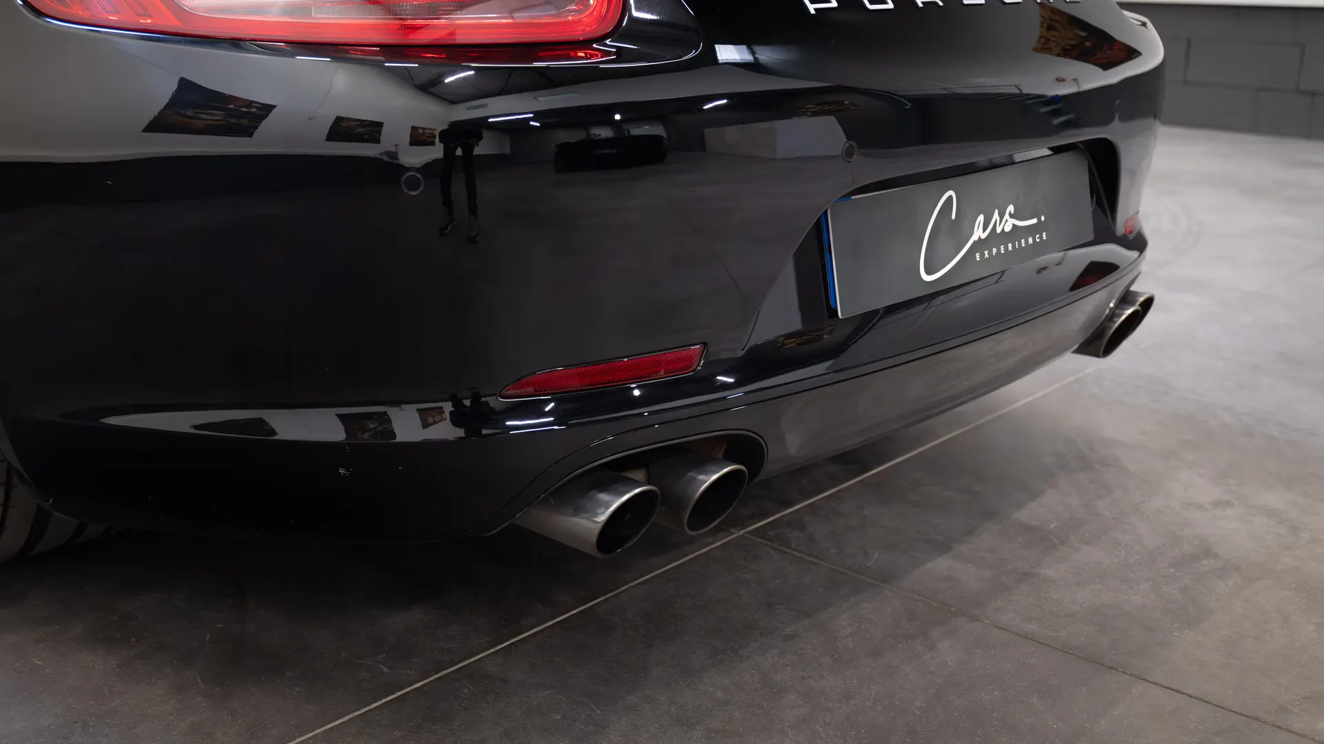 Porsche 911 — photo 13