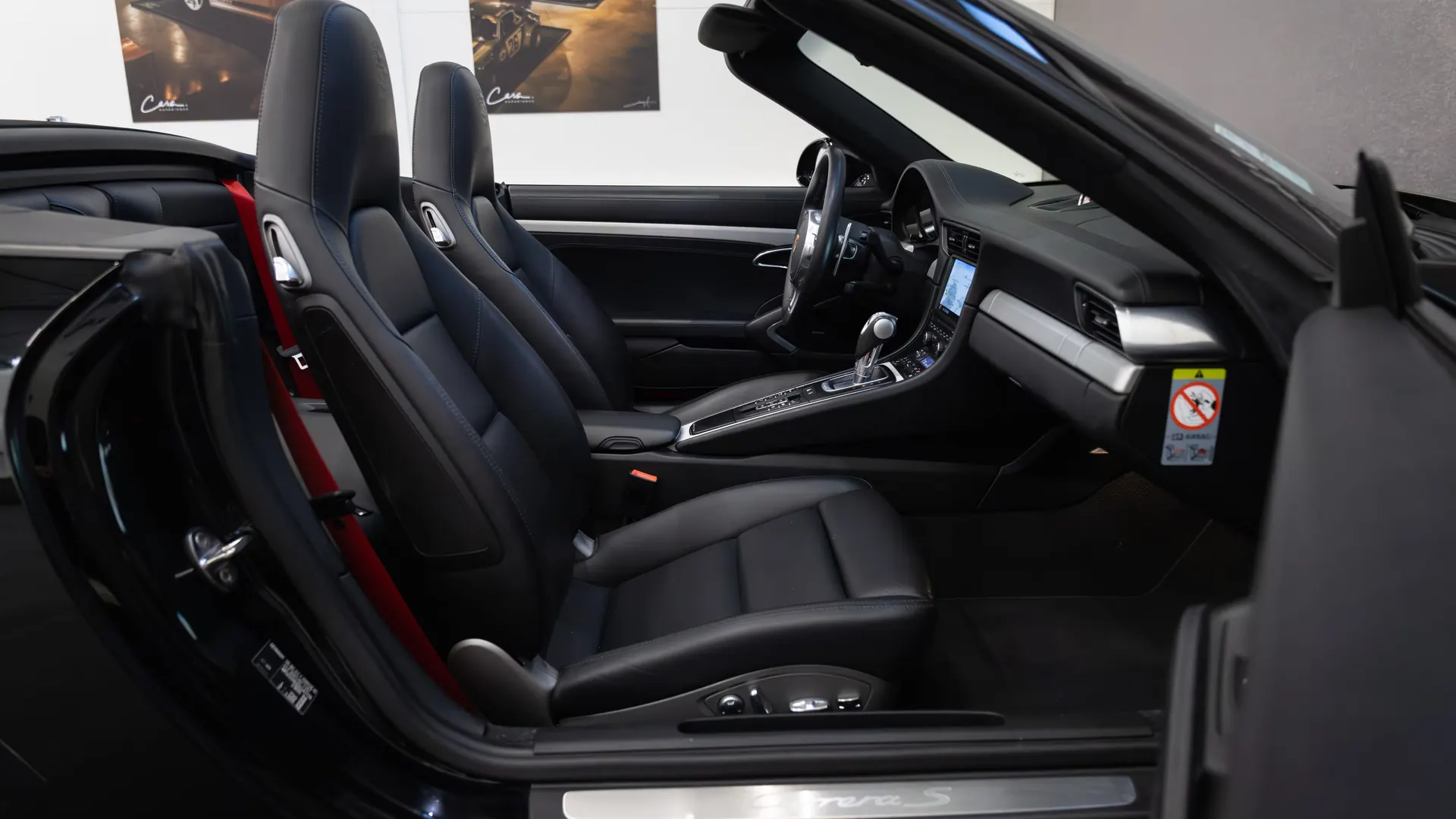 Porsche 911 — photo 34