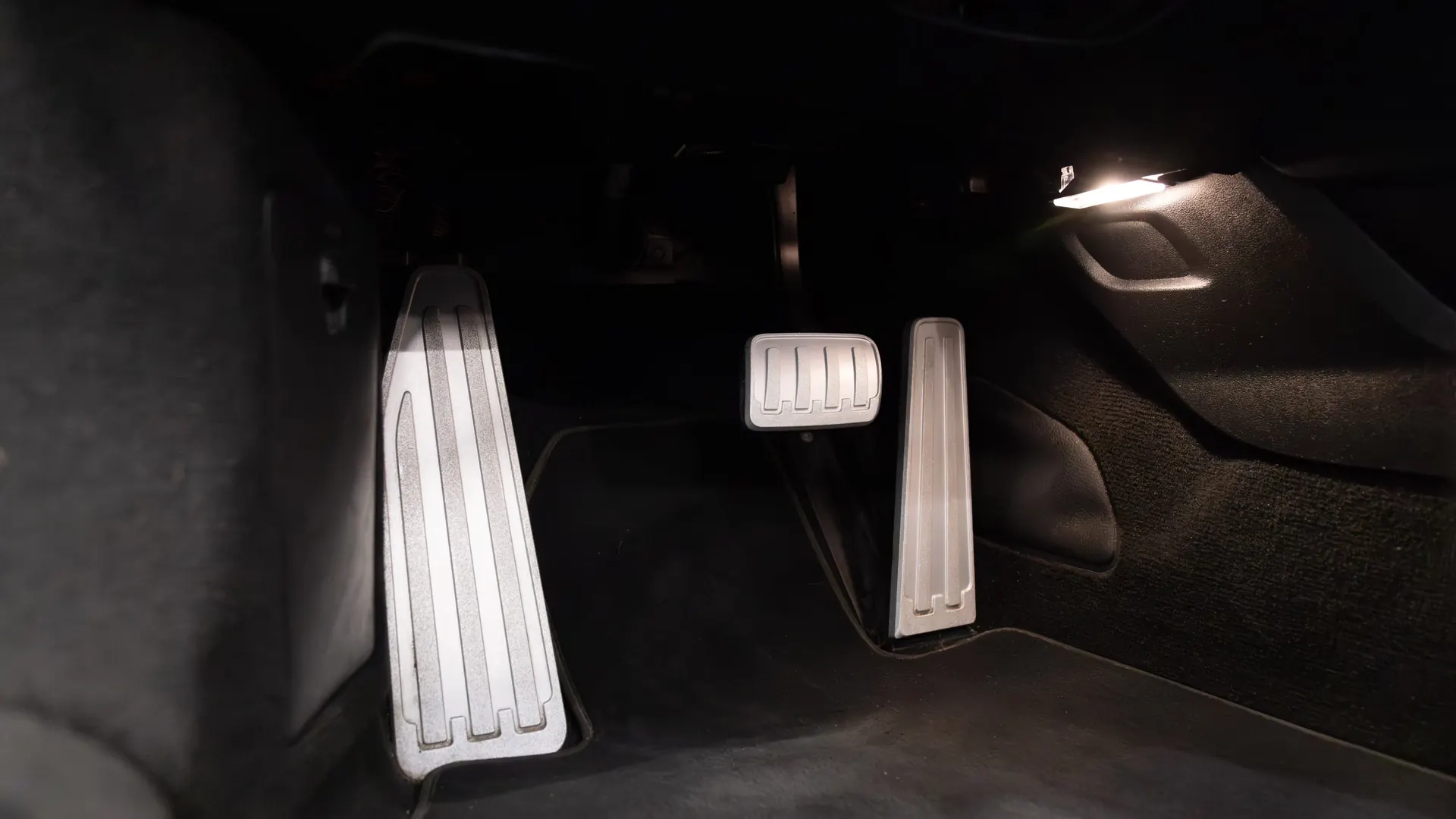 Porsche 911 — photo 38