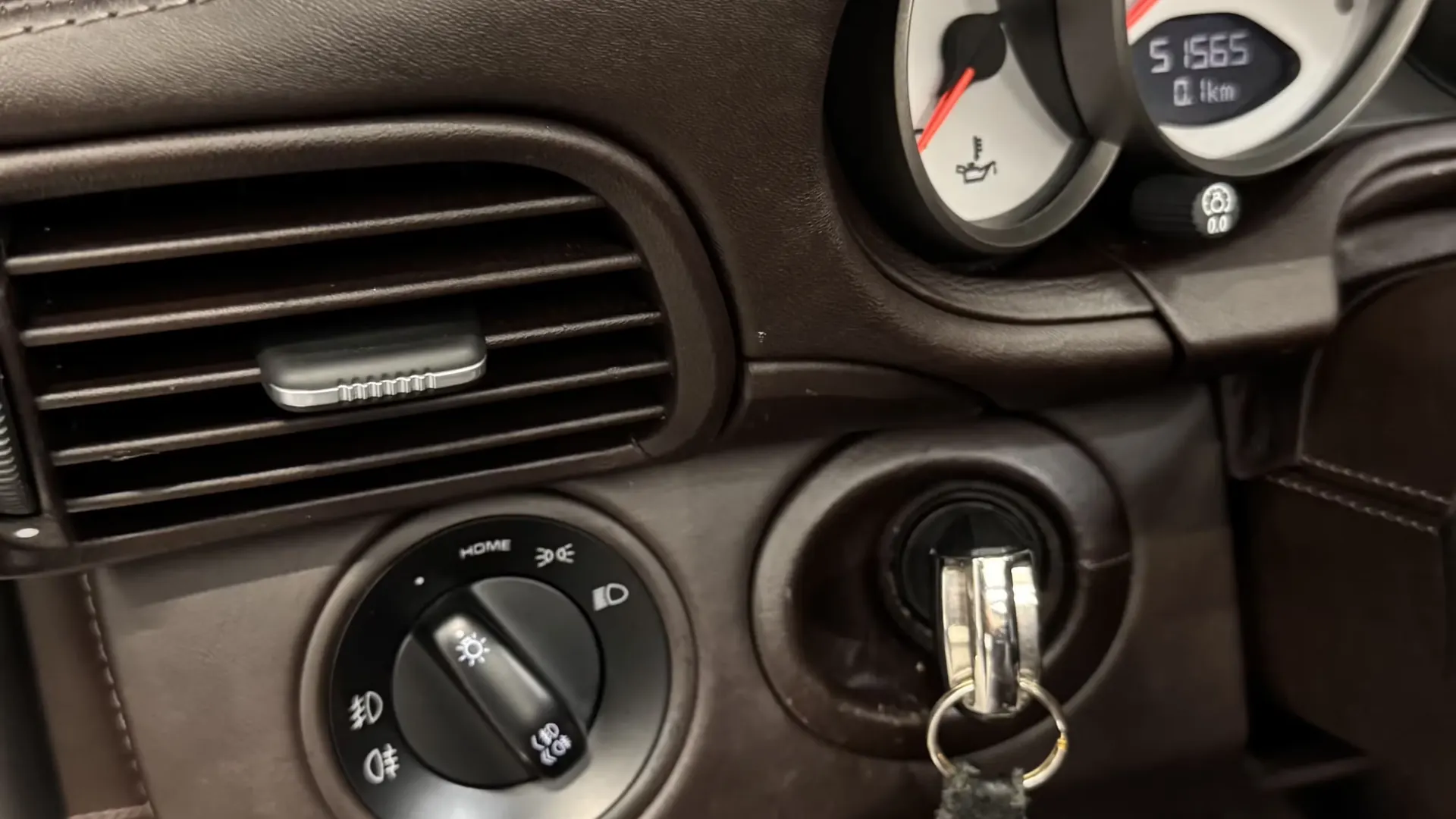 Porsche 911 — photo 16