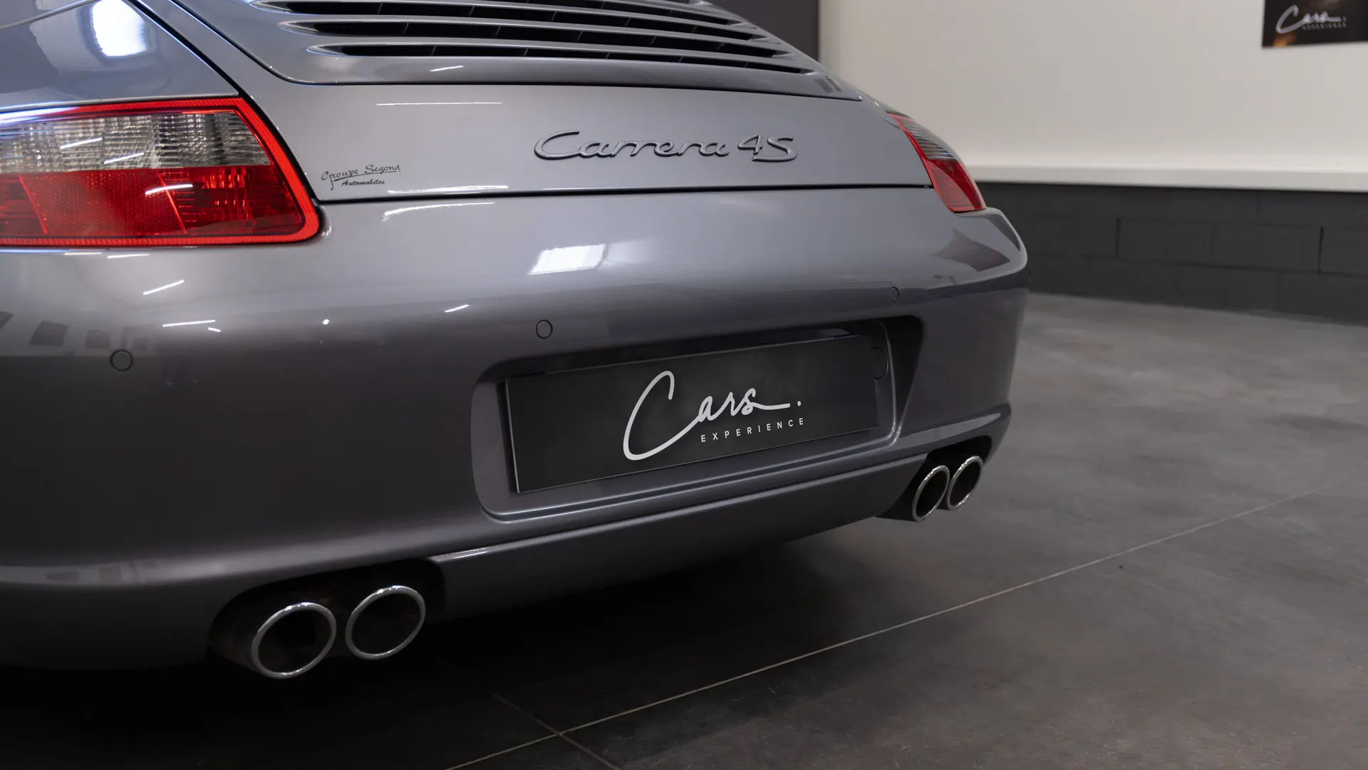 Porsche 911 — photo 8