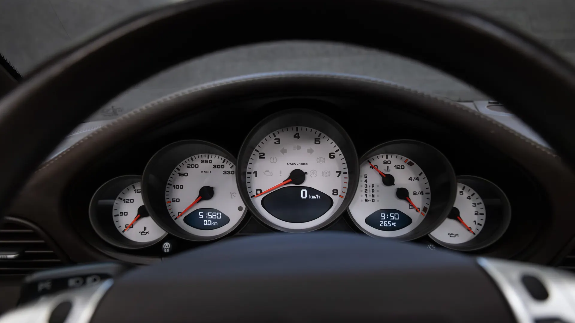 Porsche 911 — photo 25
