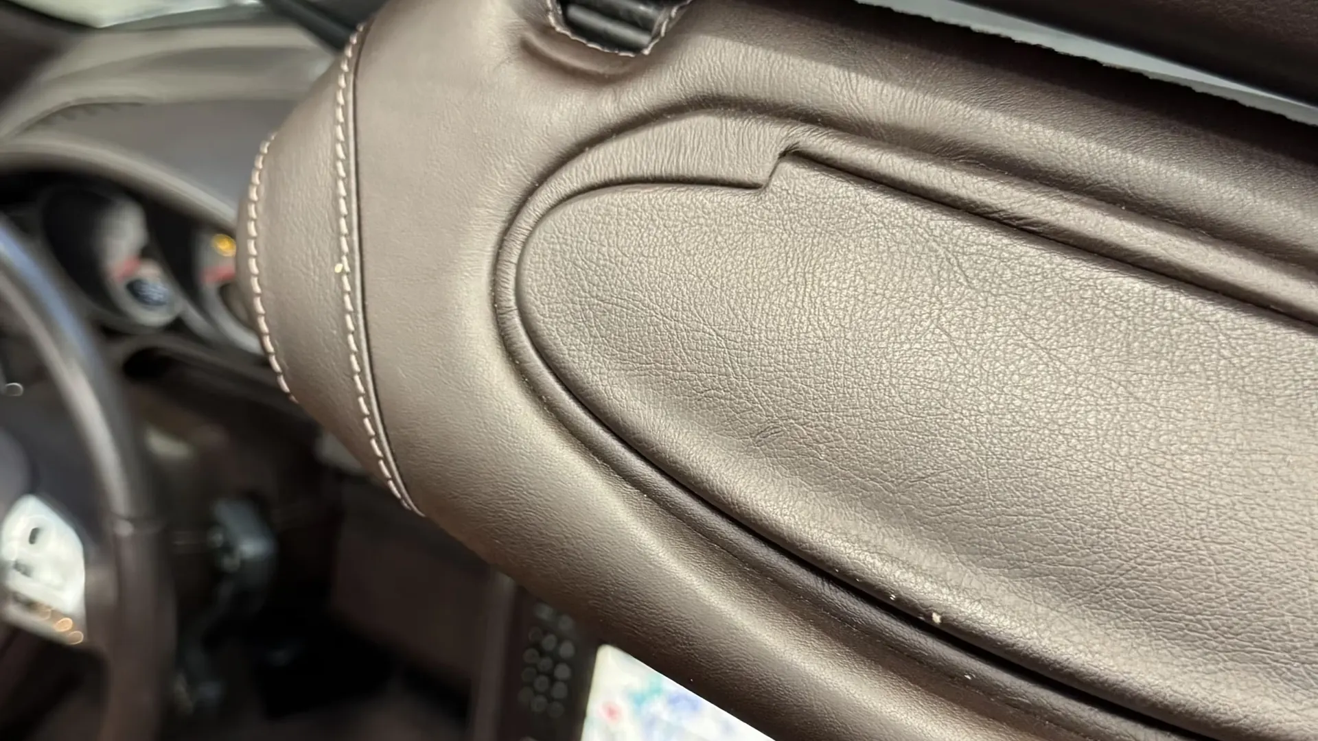 Porsche 911 — photo 19