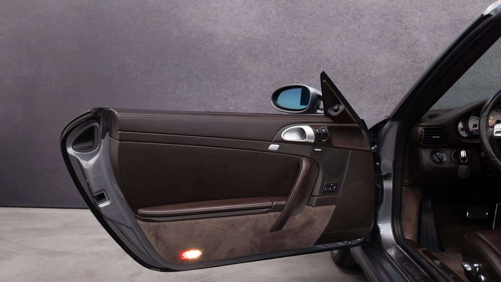 Porsche 911 — photo 10