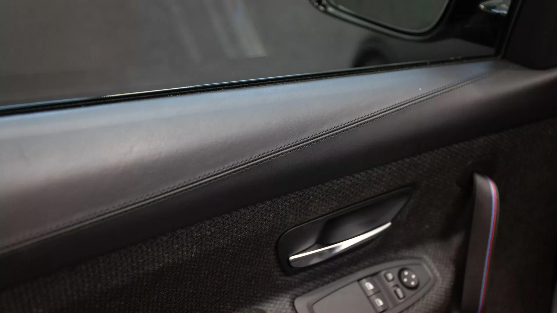 BMW M4 — photo 25