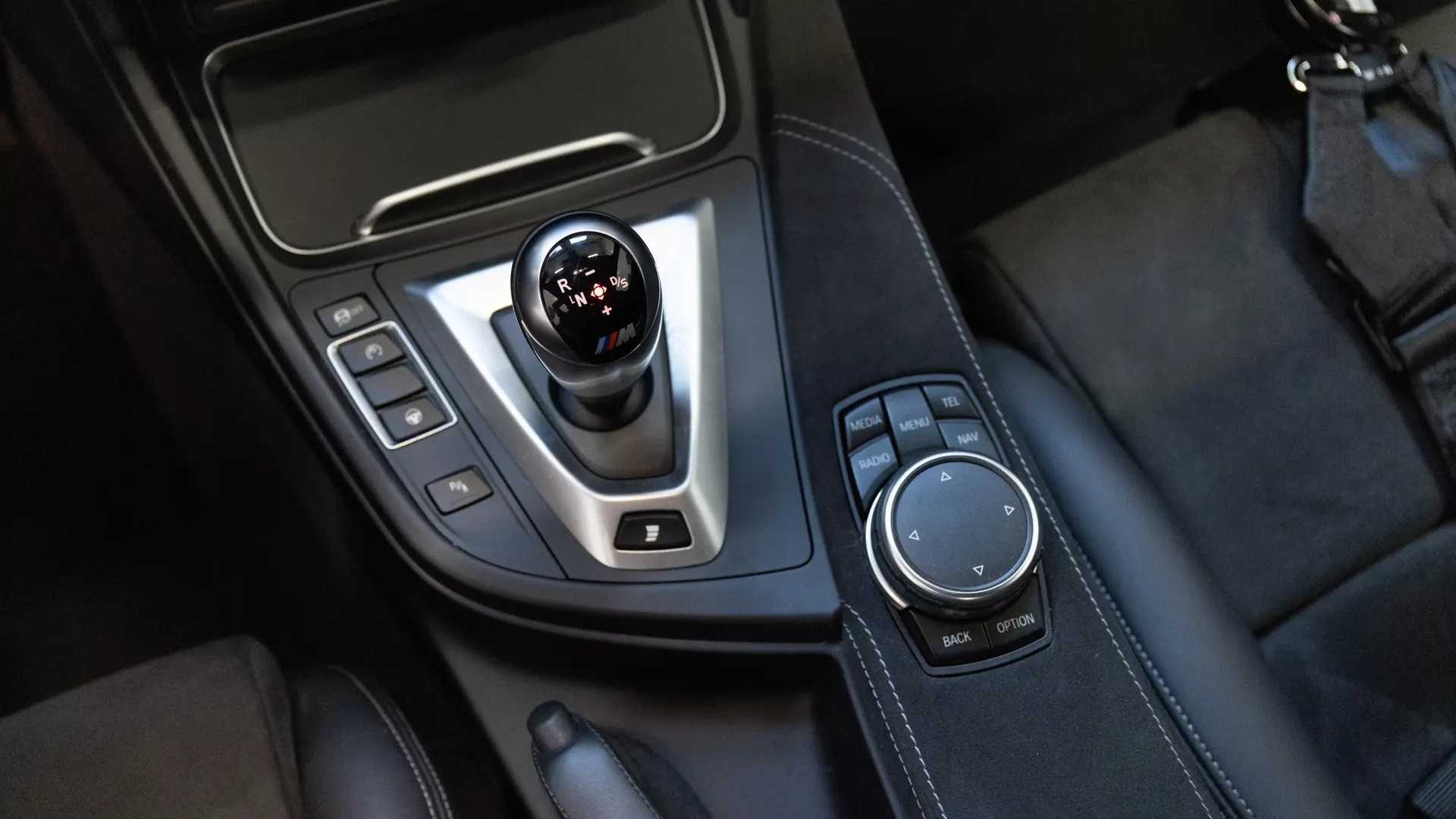 BMW M4 — photo 18