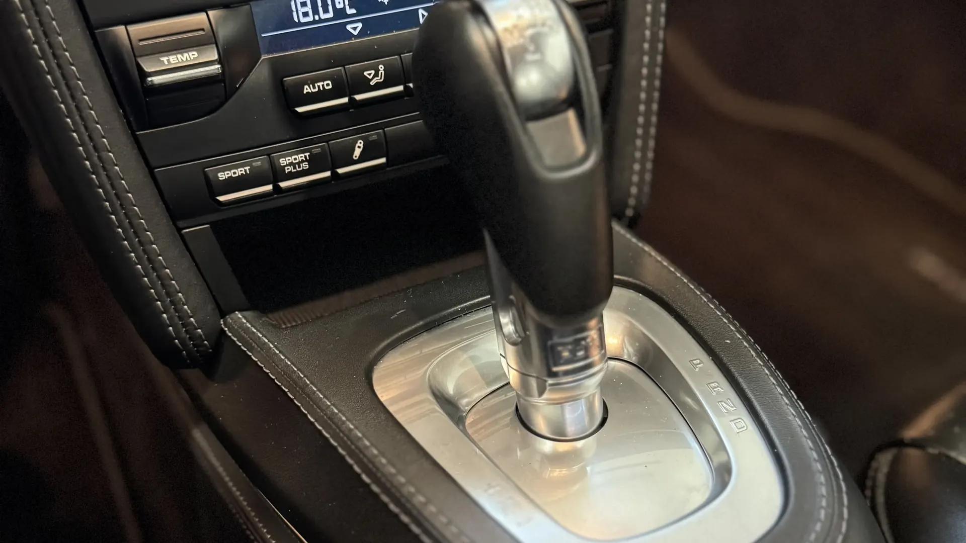 Porsche 997.2 — photo 10