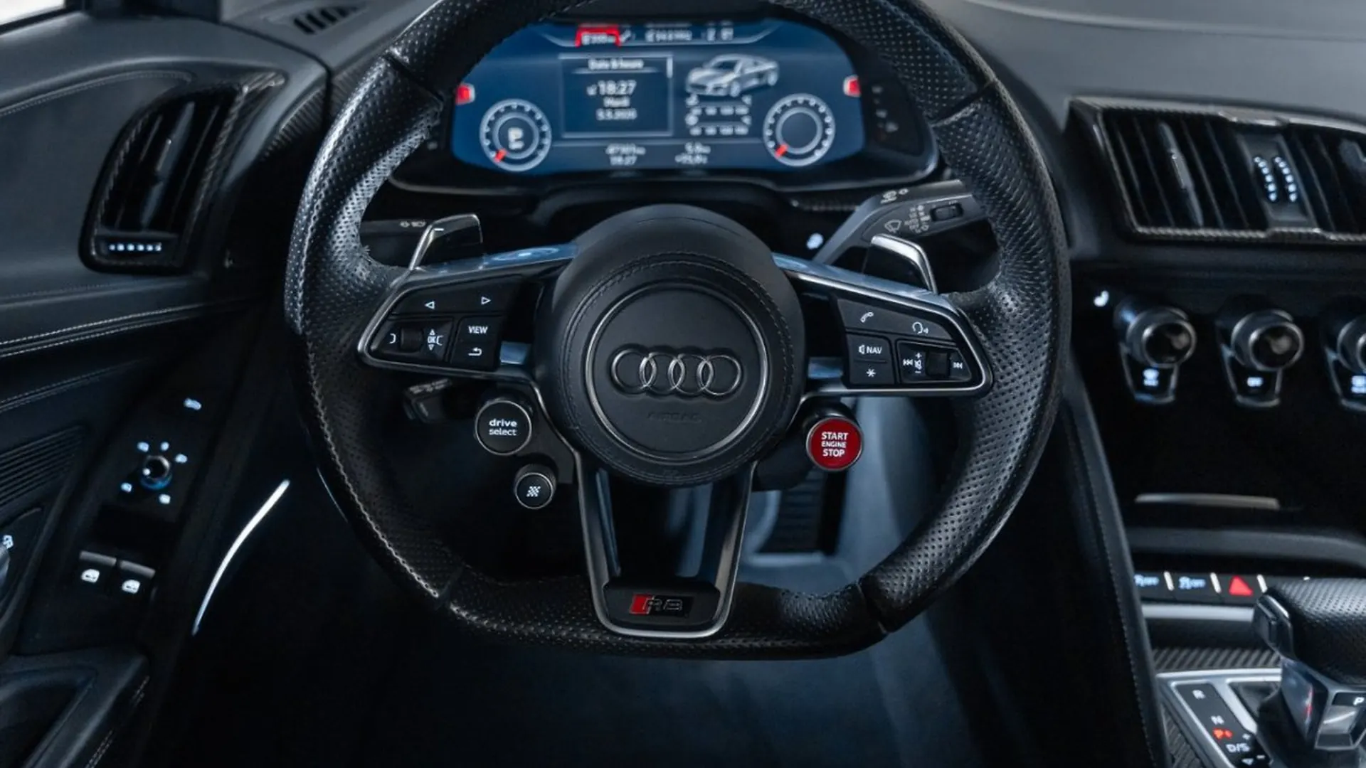 Audi R8 — photo 36