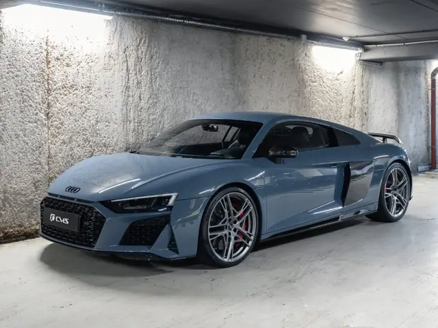 Audi R8