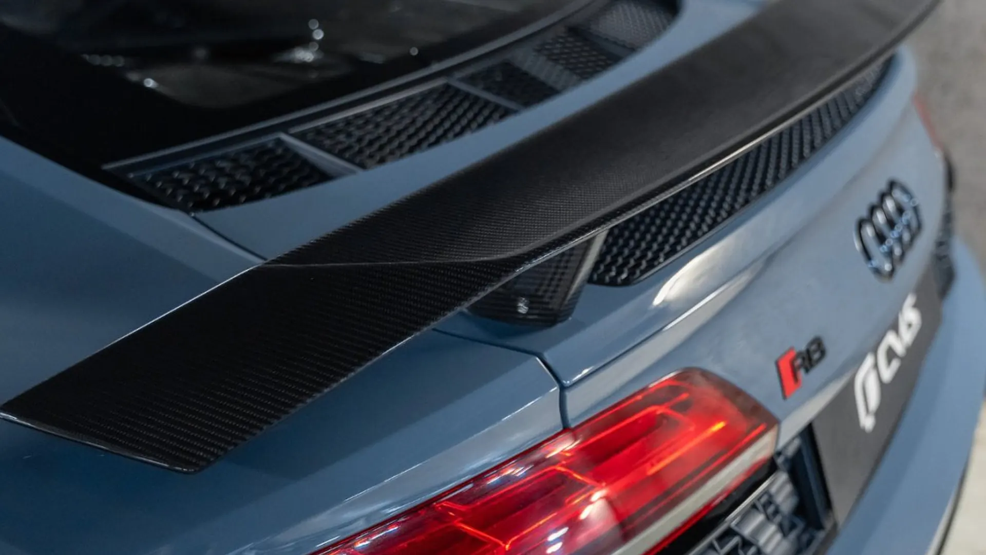 Audi R8 — photo 20