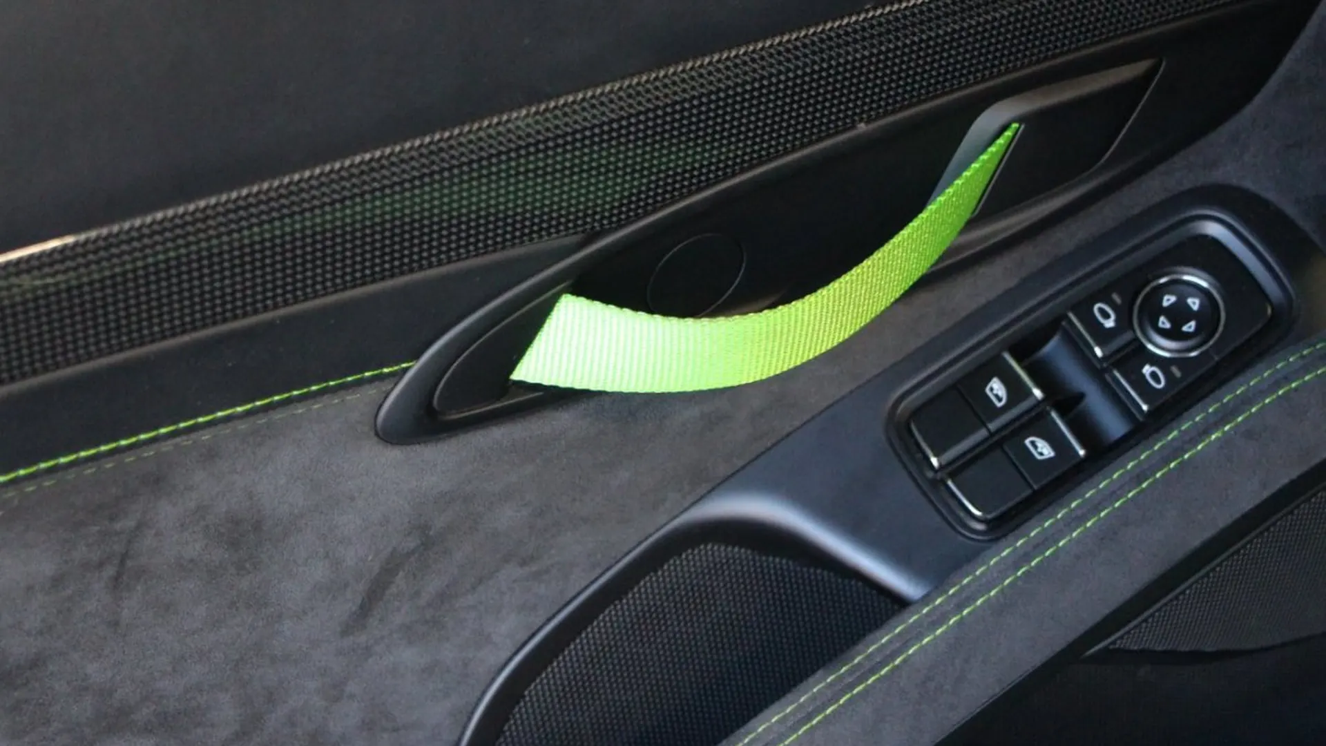 Porsche 911 — photo 16