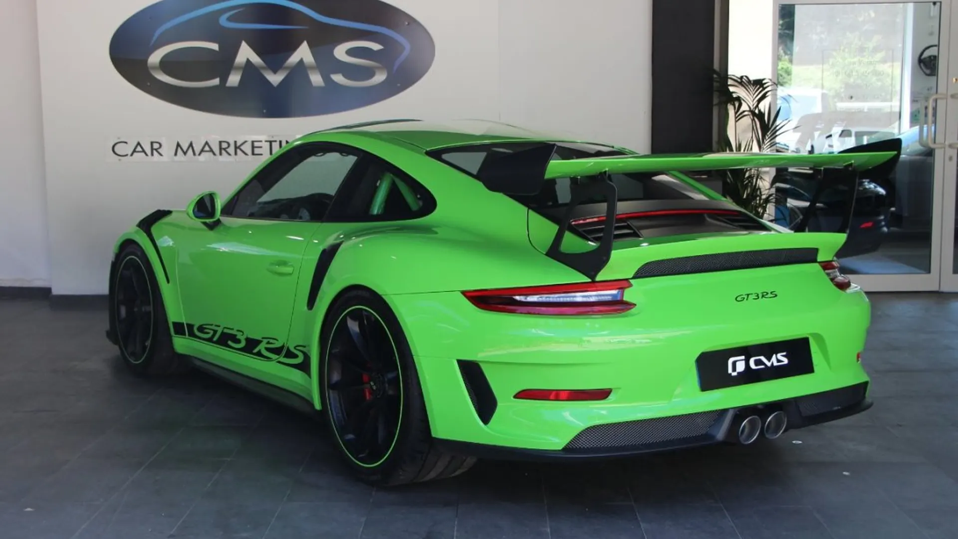 Porsche 911 — photo 4