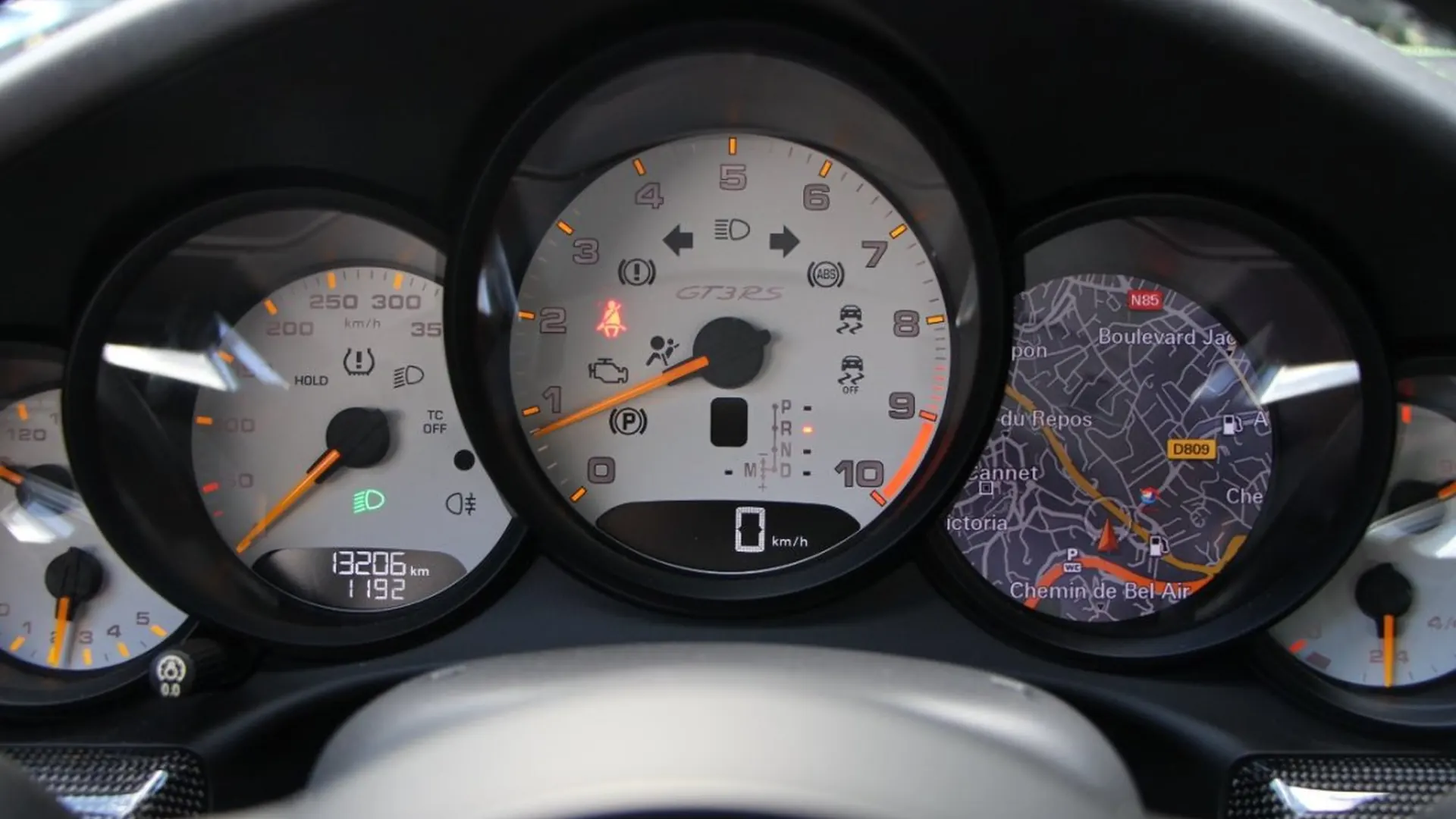 Porsche 911 — photo 19