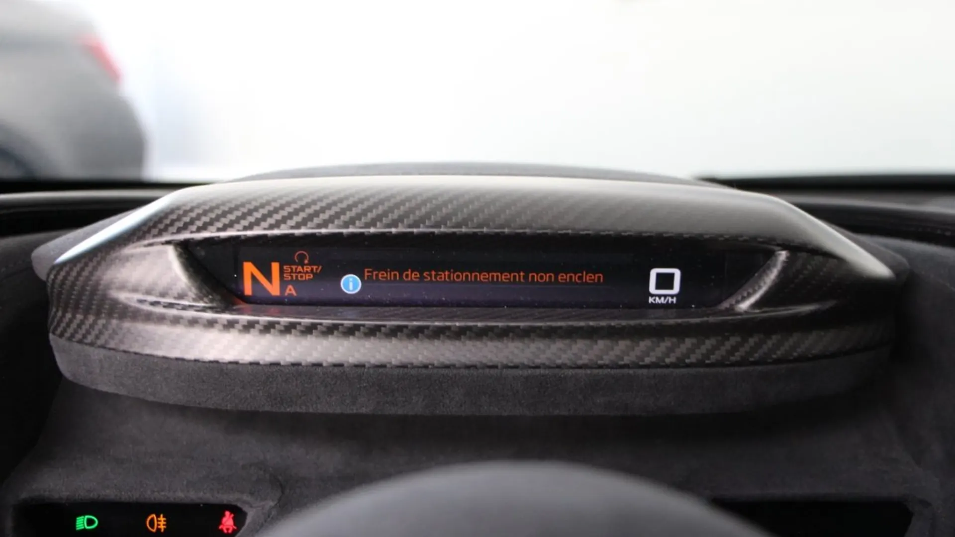 McLaren 720S — photo 32