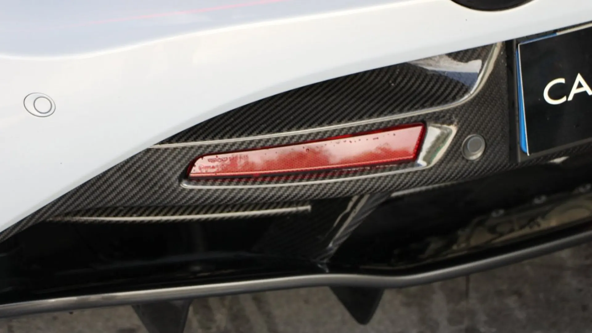 McLaren 720S — photo 20