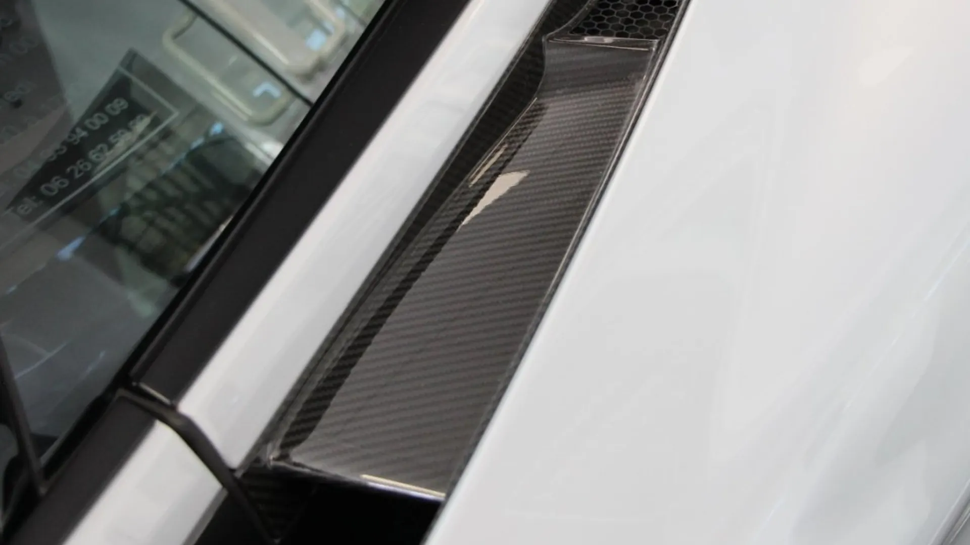 McLaren 720S — photo 12
