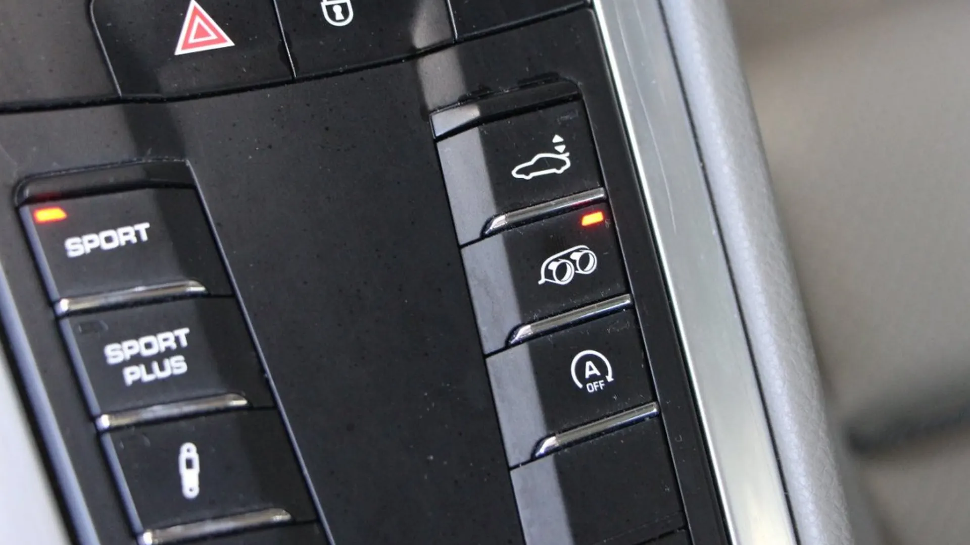 Porsche 911 — photo 13