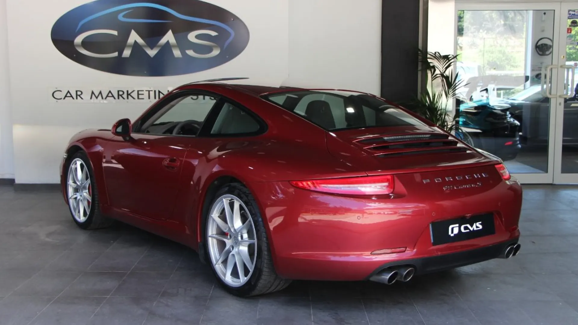 Porsche 911 — photo 9