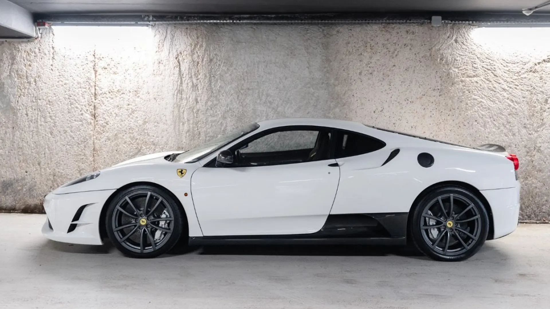 Ferrari F430 — photo 10