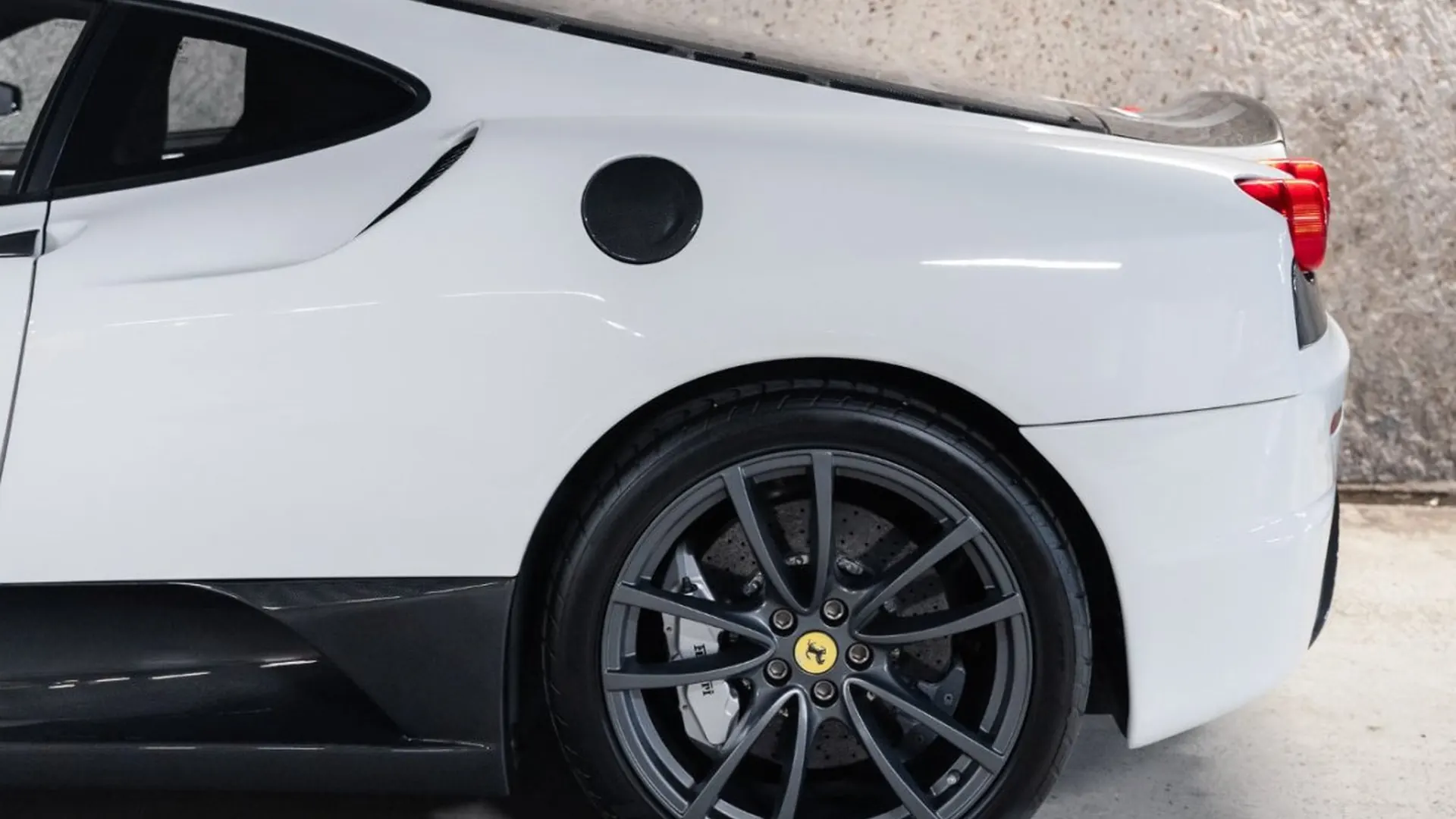 Ferrari F430 — photo 16