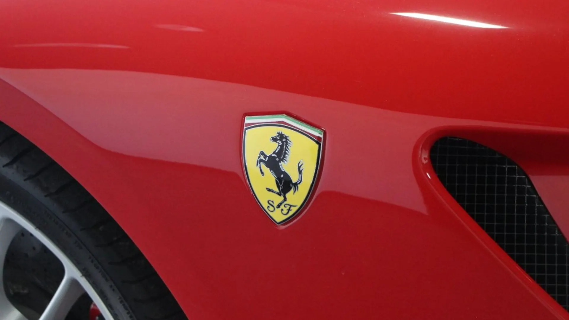 Ferrari 599 — photo 23
