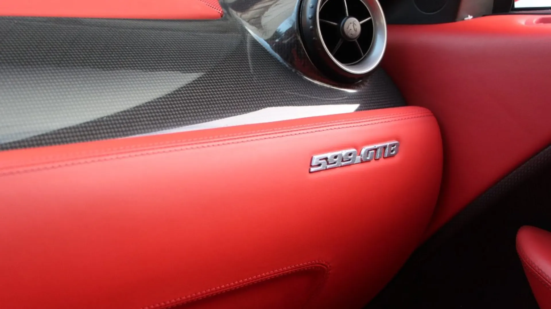 Ferrari 599 — photo 17