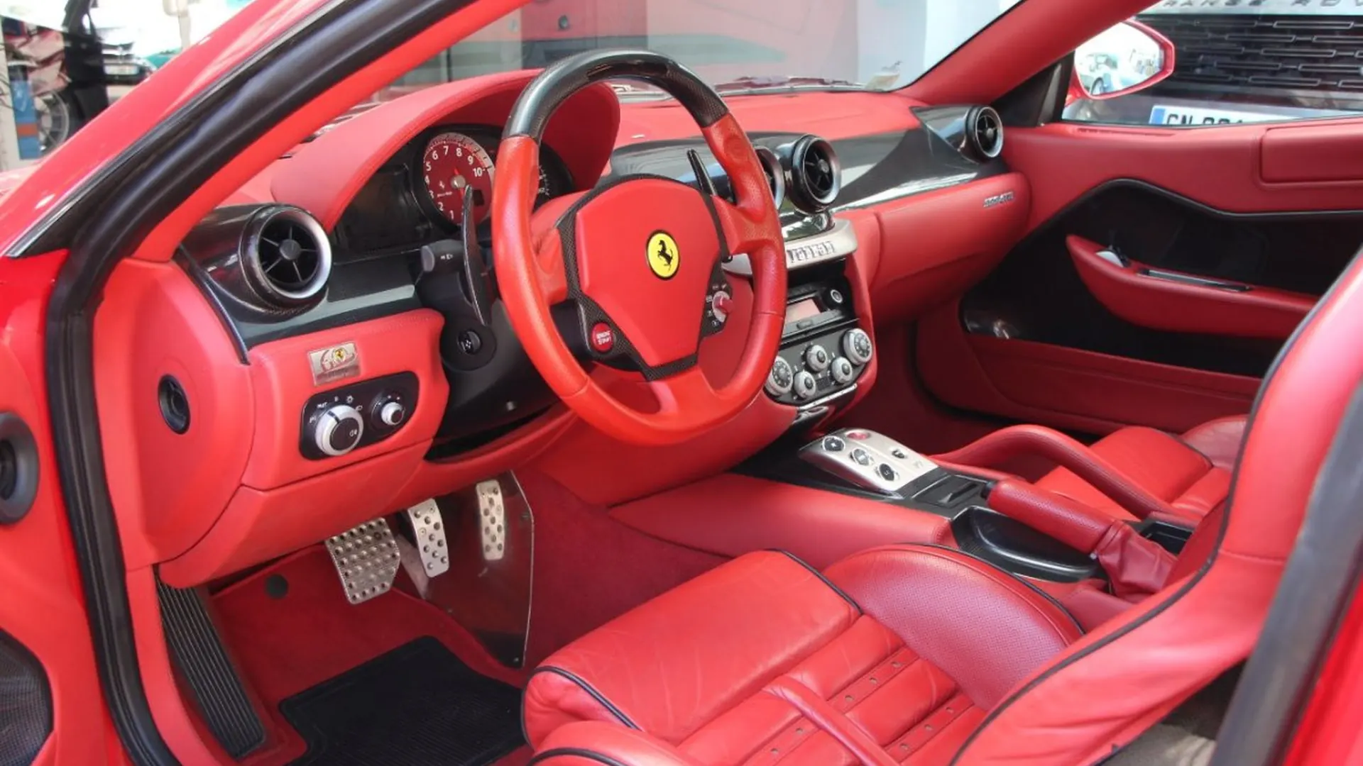 Ferrari 599 — photo 8