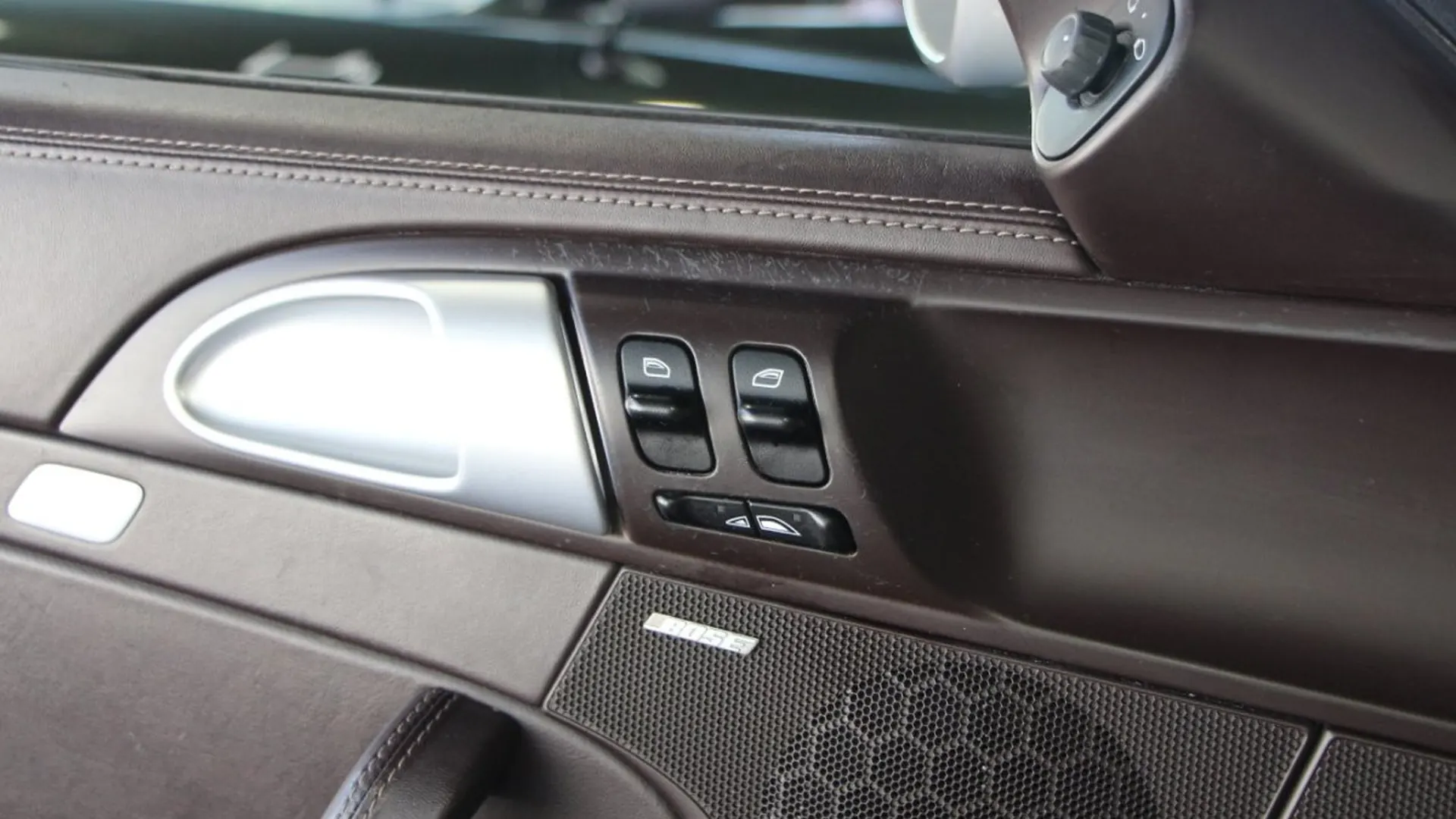 Porsche 911 — photo 14