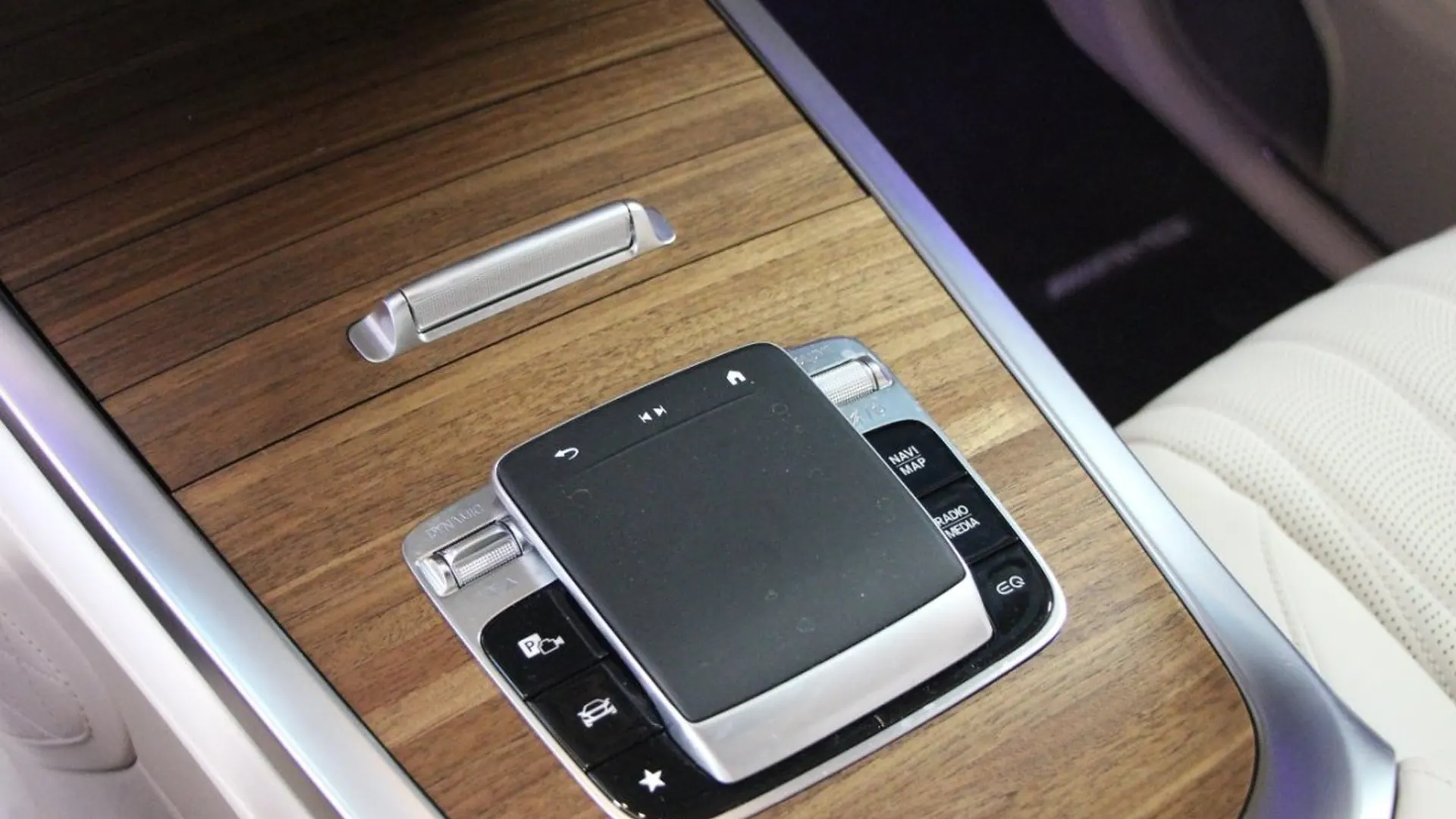 Mercedes Classe — photo 19