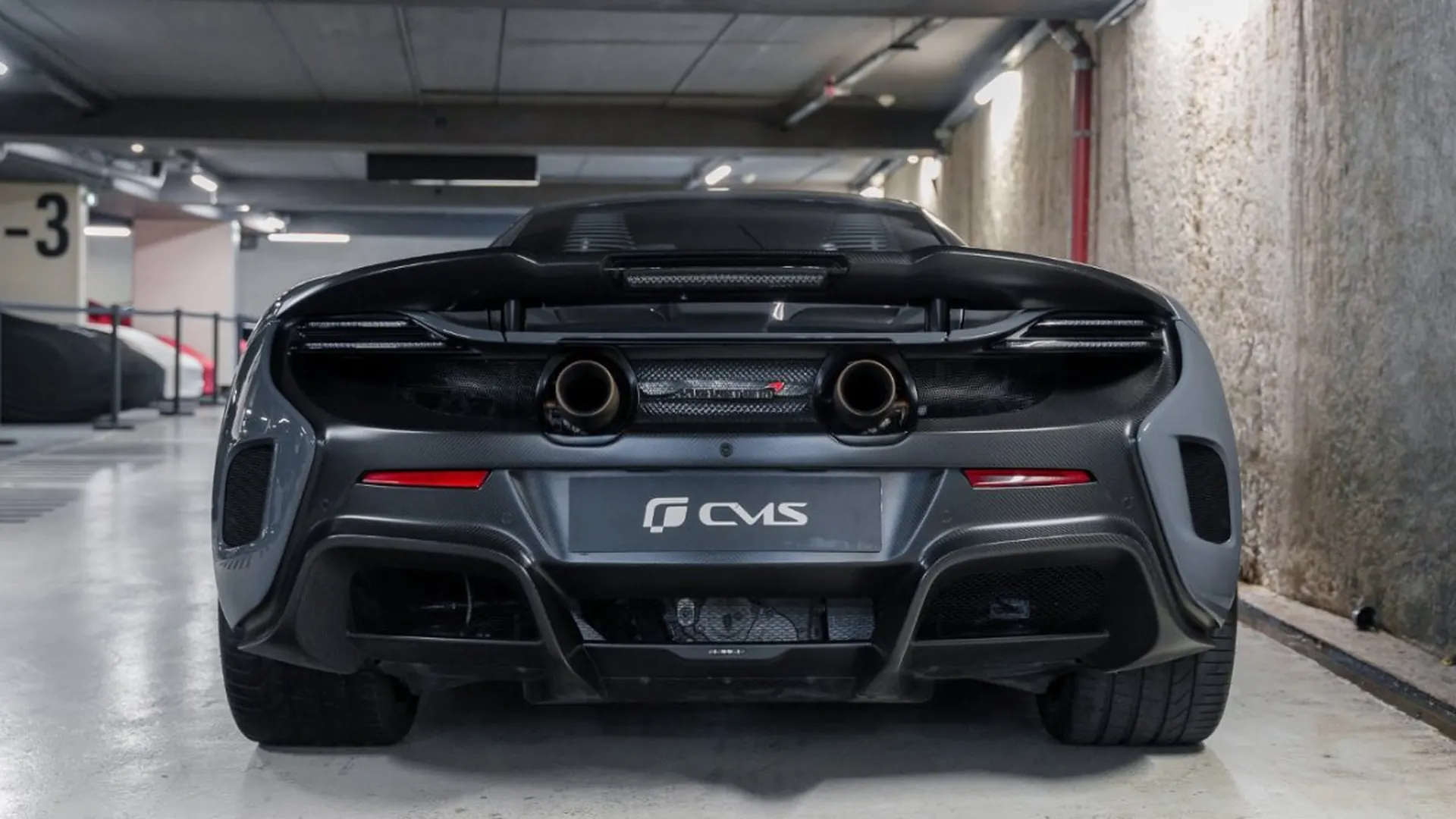 McLaren 675LT — photo 25