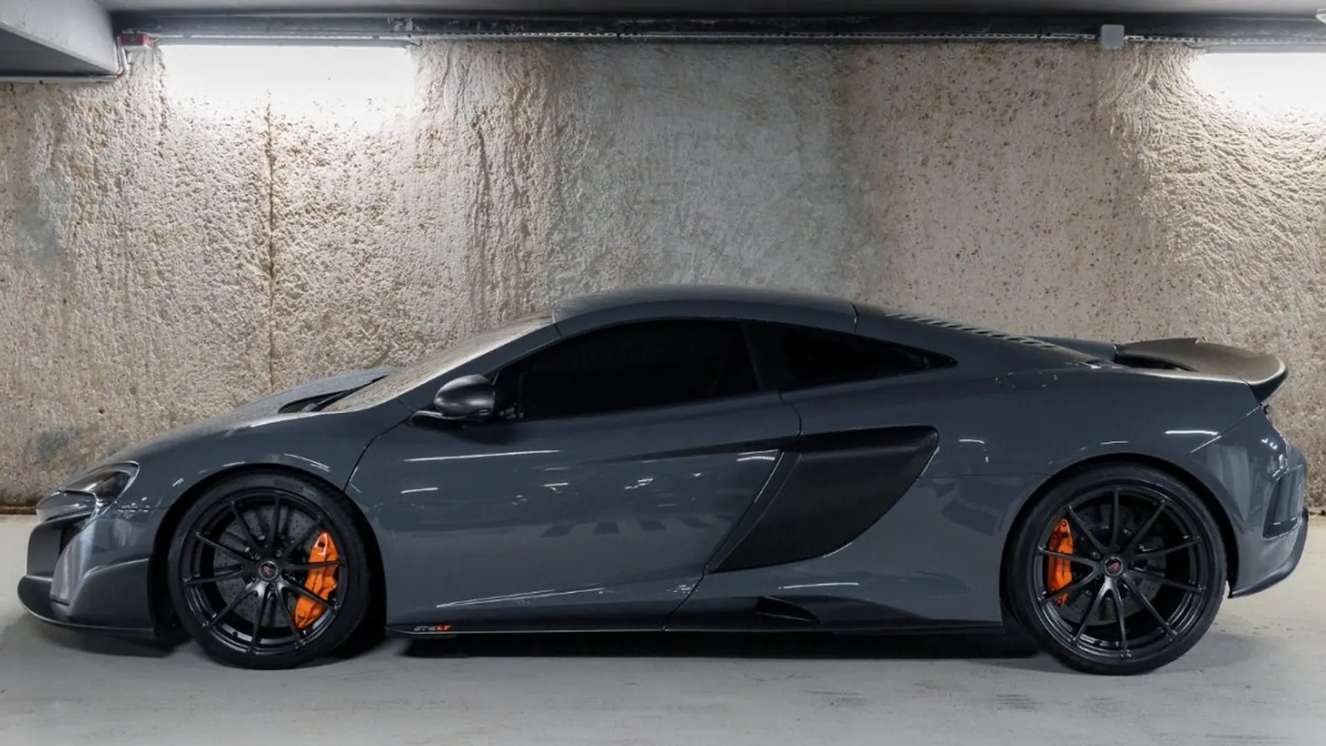 McLaren 675LT — photo 9